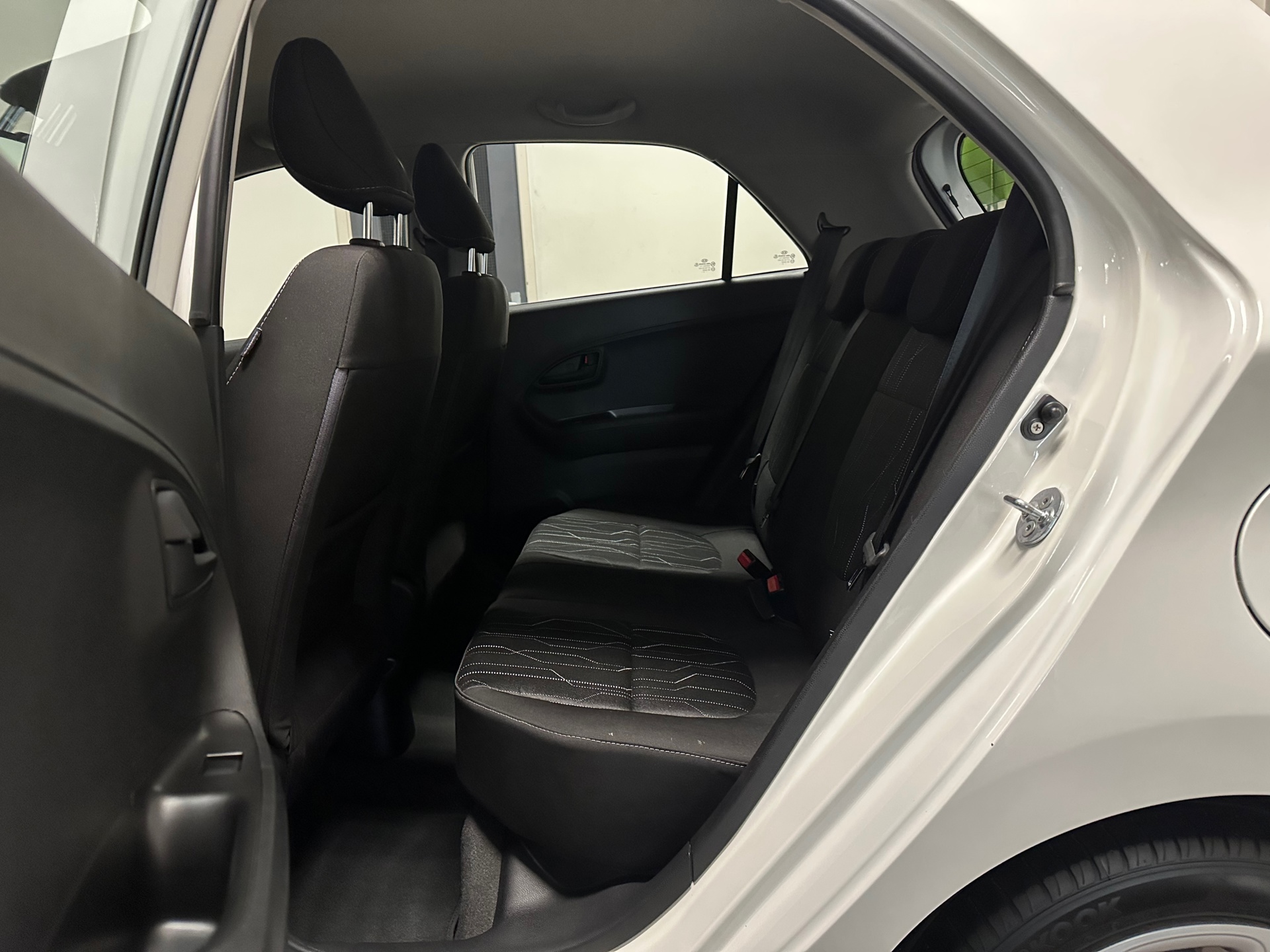 https://www.autokooy.nl//xml/images/43143719-21.JPG
