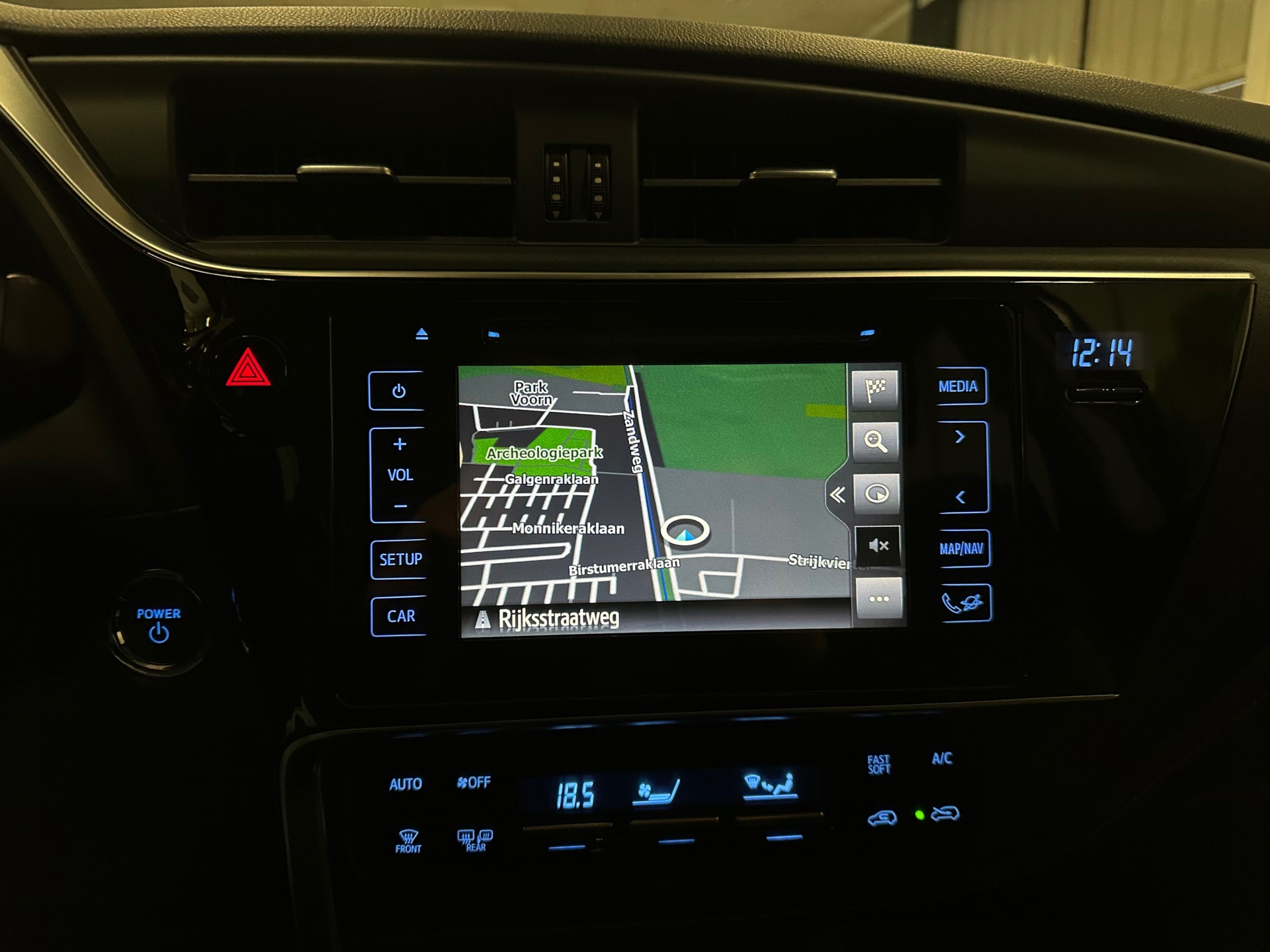 https://www.autokooy.nl//xml/images/43166322-16.JPG