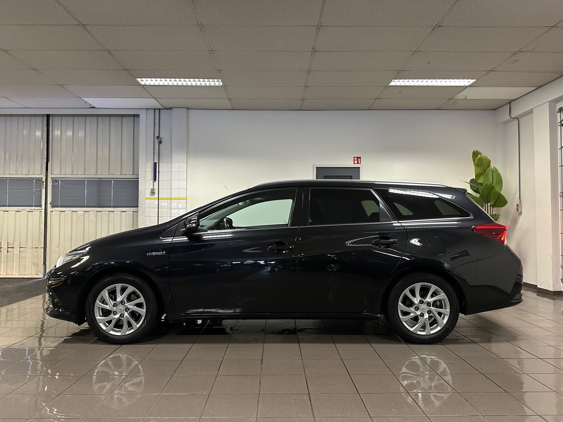 https://www.autokooy.nl//xml/images/43166322-2.JPG