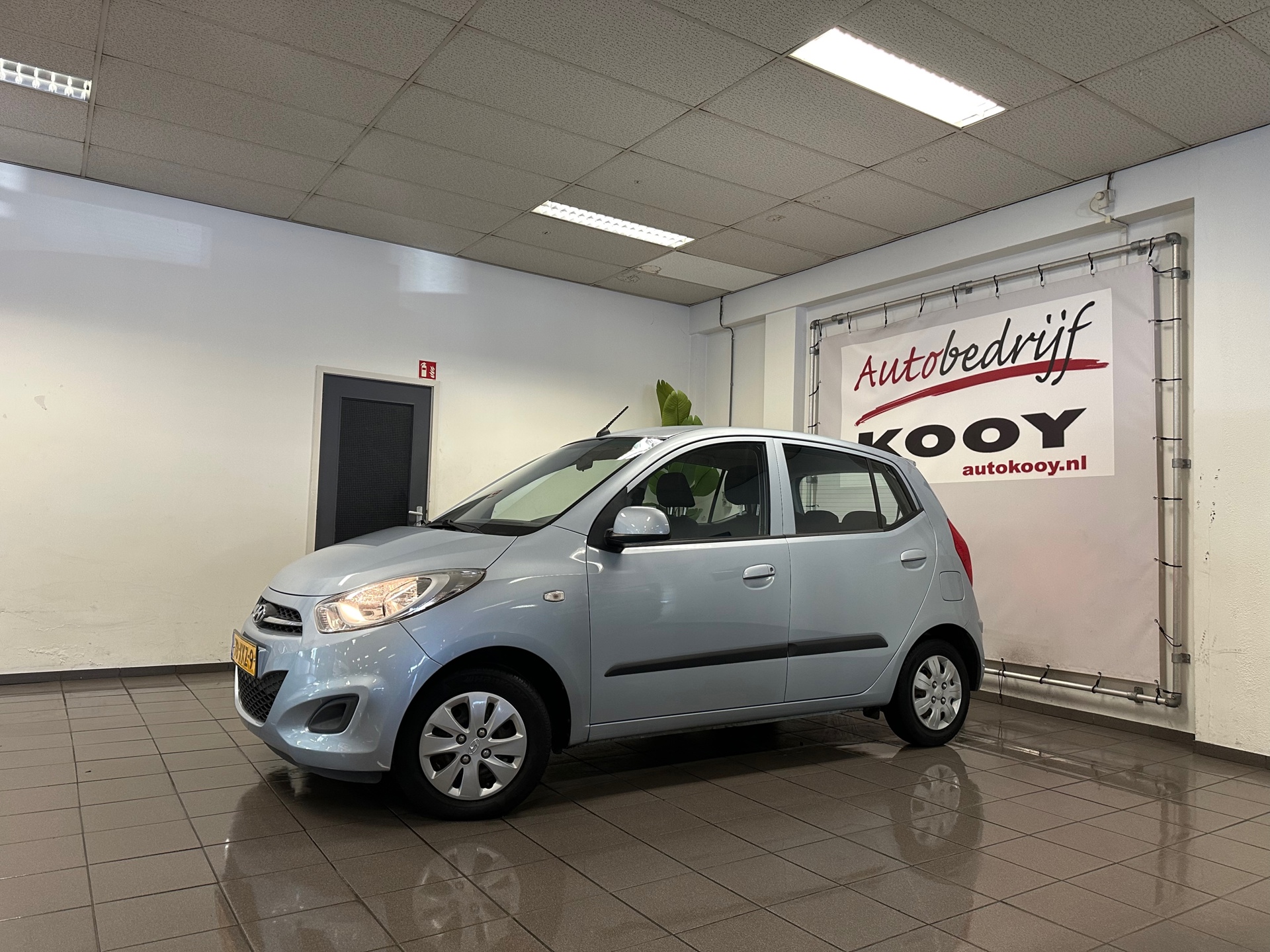 https://www.autokooy.nl//xml/images/43198010-9.JPG
