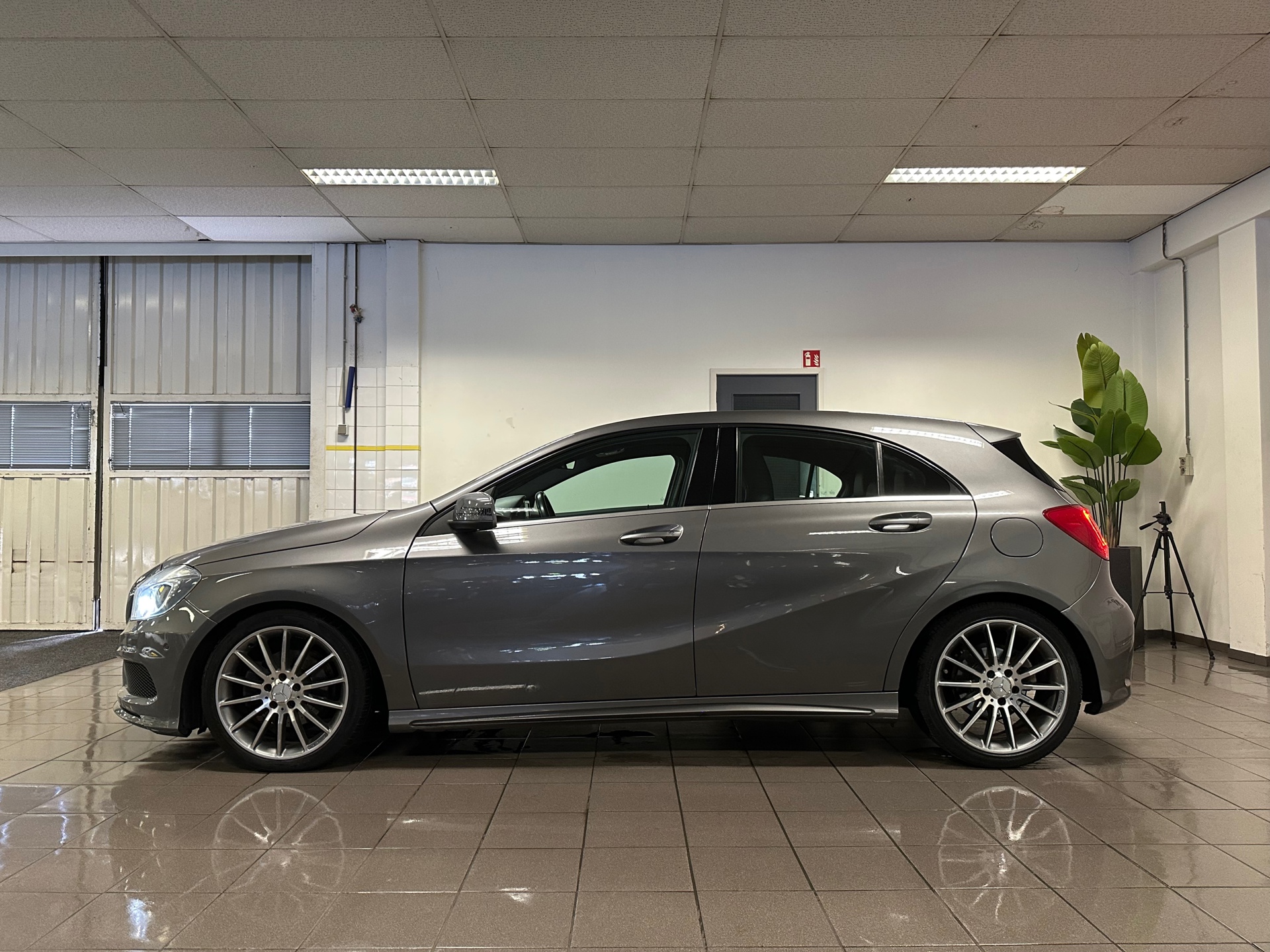 https://www.autokooy.nl//xml/images/43257855-2.JPG