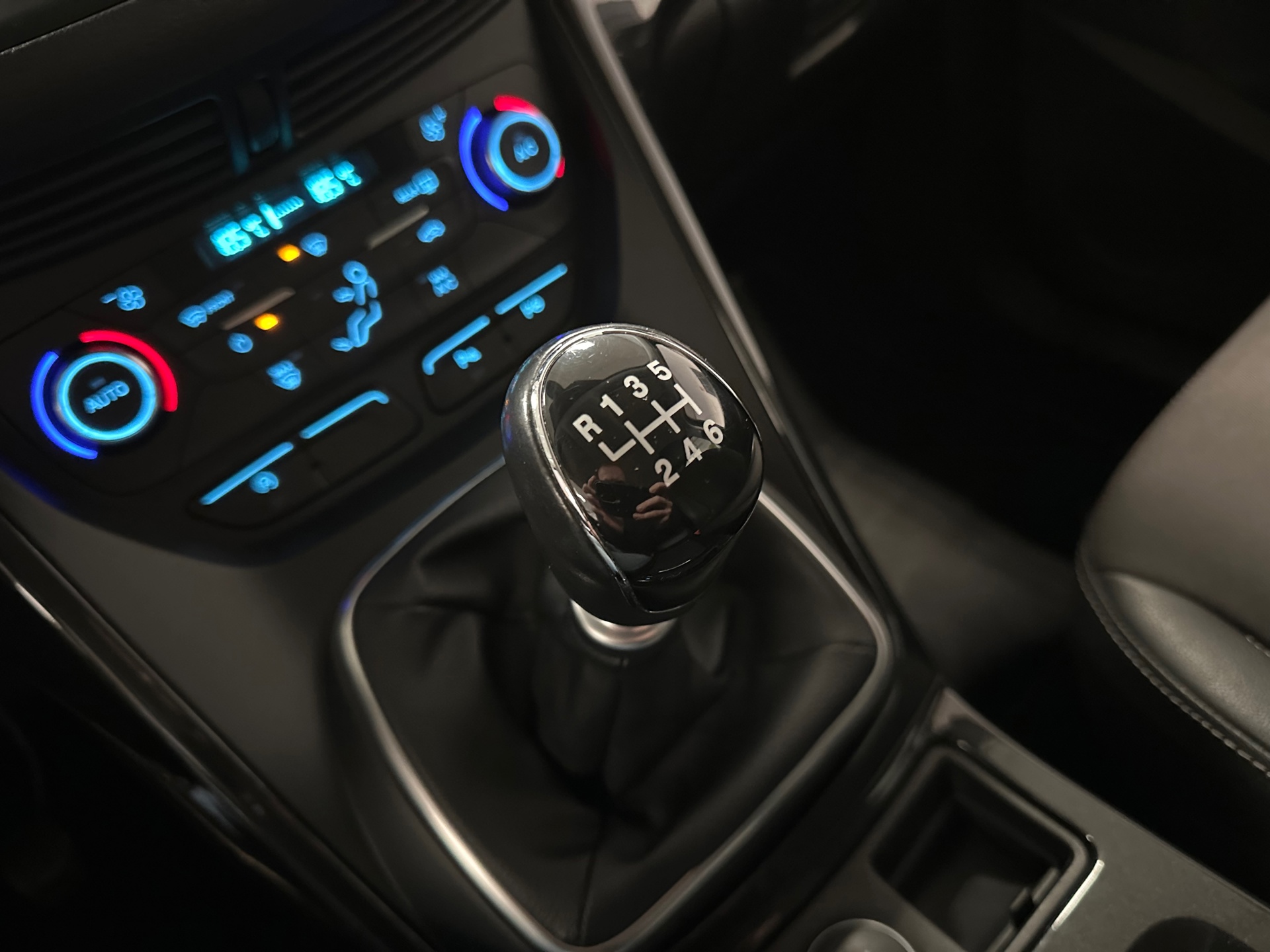 https://www.autokooy.nl//xml/images/43321955-20.JPG