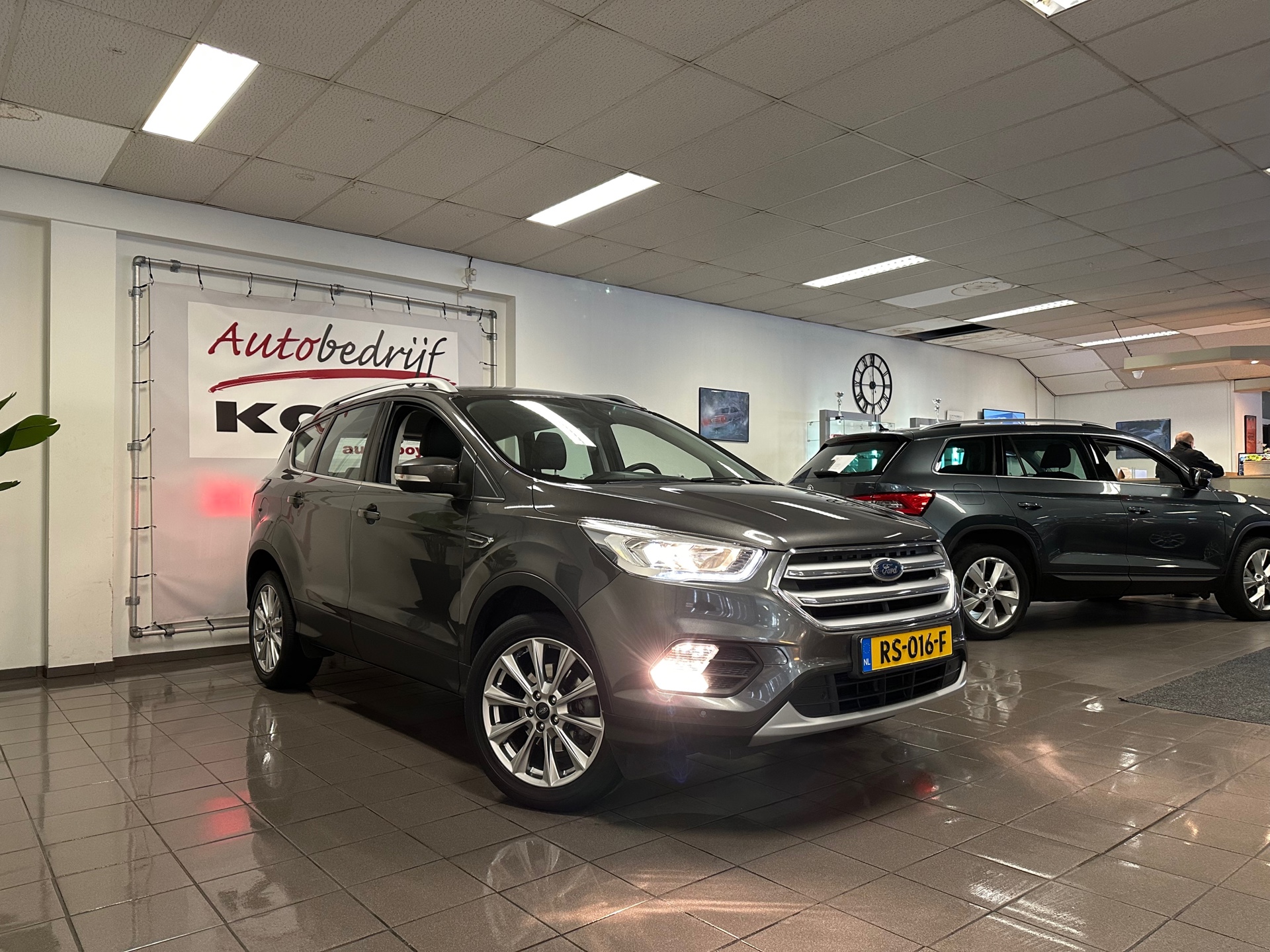 https://www.autokooy.nl//xml/images/43321955-7.JPG