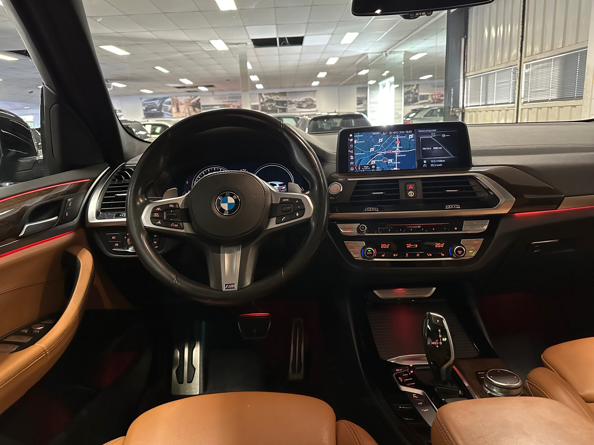 https://www.autokooy.nl//xml/images/43340631-20.JPG