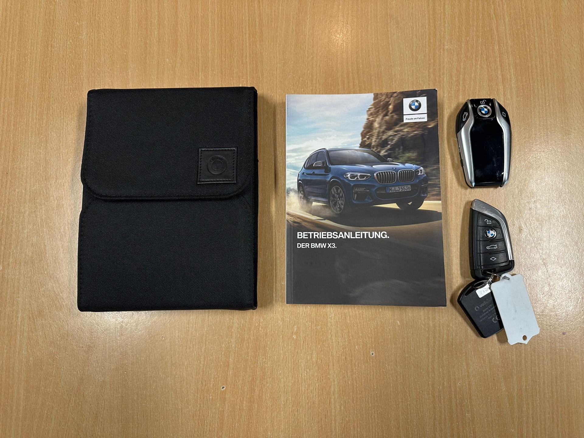https://www.autokooy.nl//xml/images/43340631-24.JPG