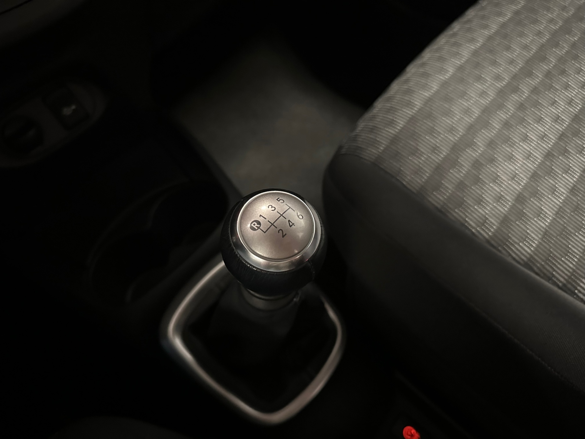 https://www.autokooy.nl//xml/images/43413483-21.JPG