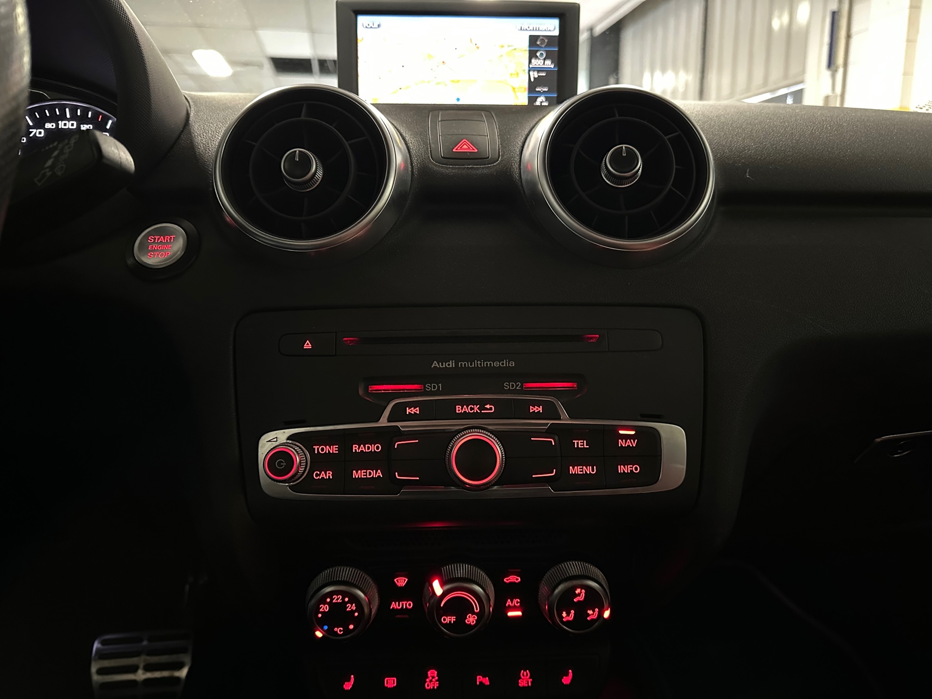 https://www.autokooy.nl//xml/images/43434483-19.JPG