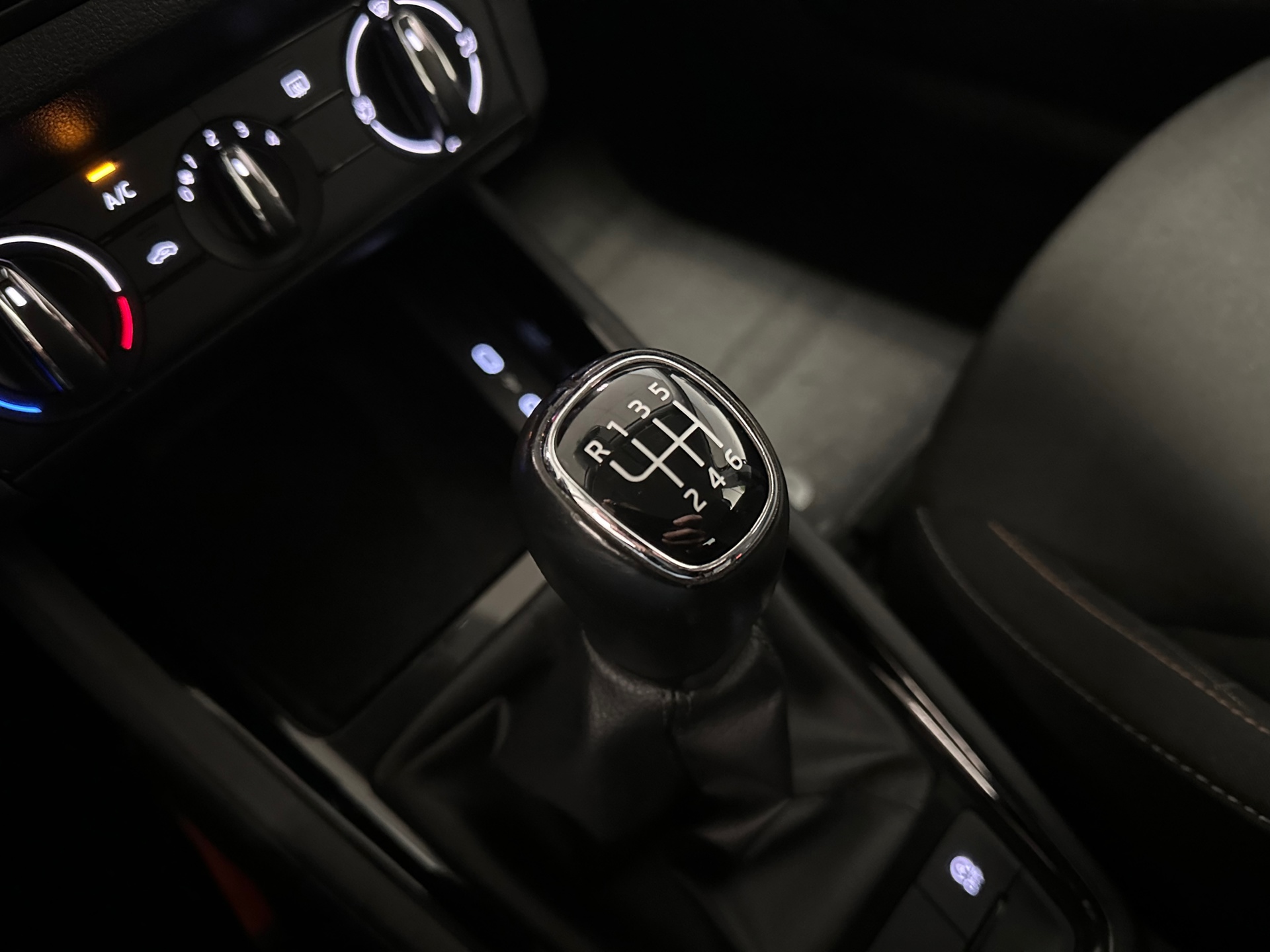 https://www.autokooy.nl//xml/images/43434595-20.JPG