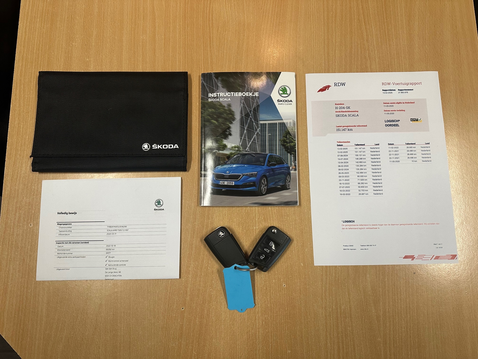 https://www.autokooy.nl//xml/images/43434595-23.JPG