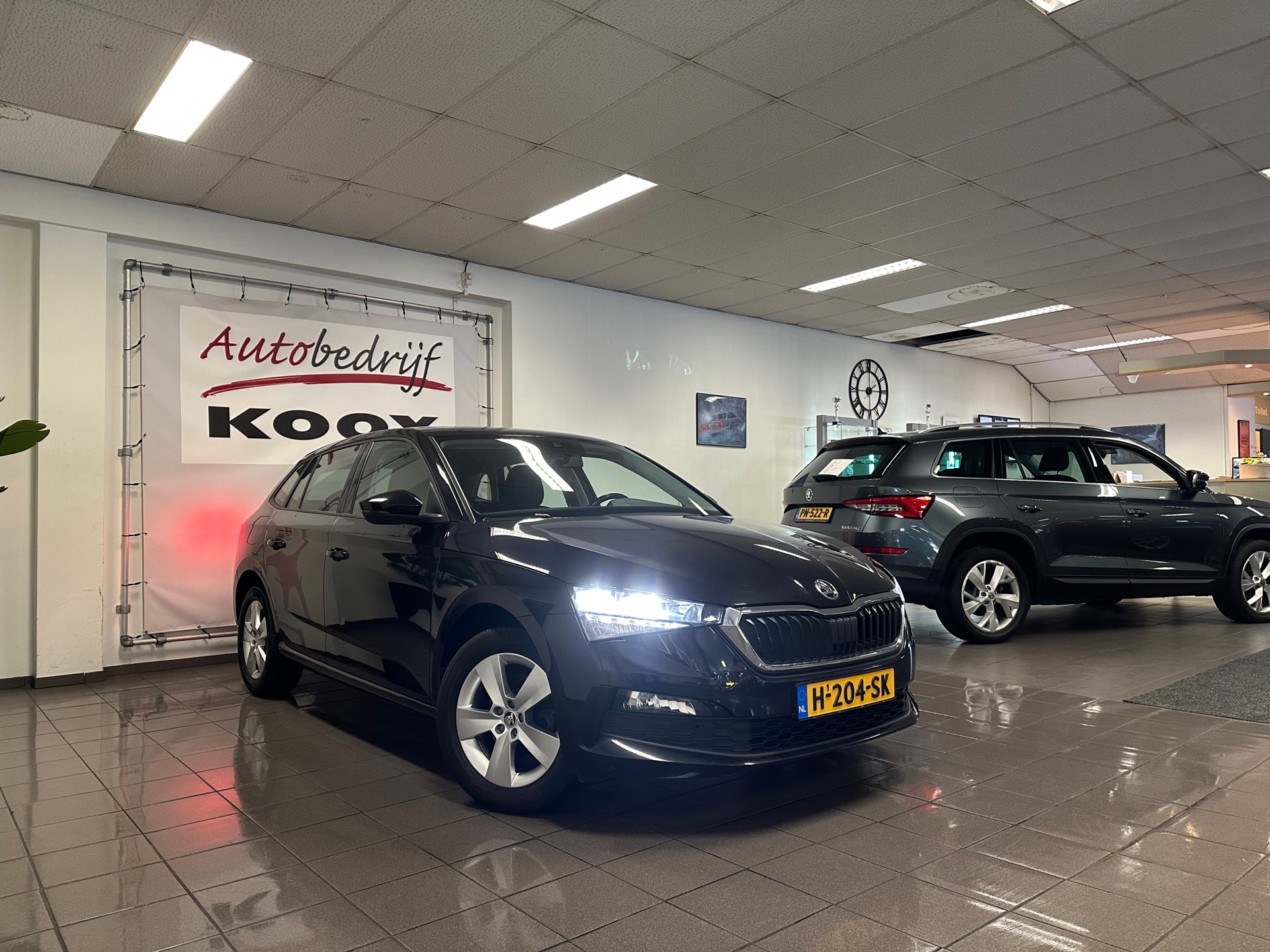 https://www.autokooy.nl//xml/images/43434595-7.JPG