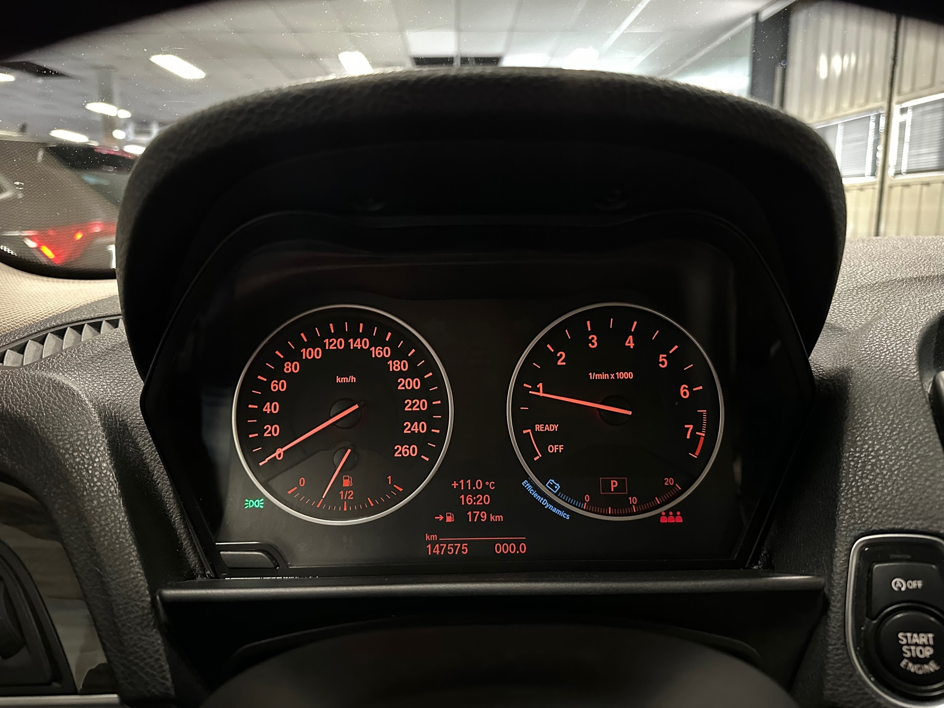 https://www.autokooy.nl//xml/images/43463716-15.JPG