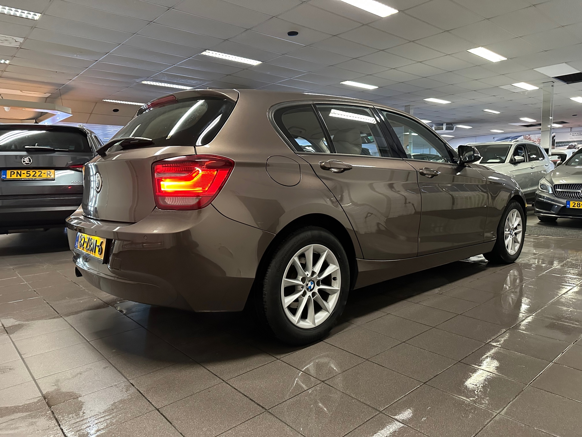 https://www.autokooy.nl//xml/images/43463716-6.JPG