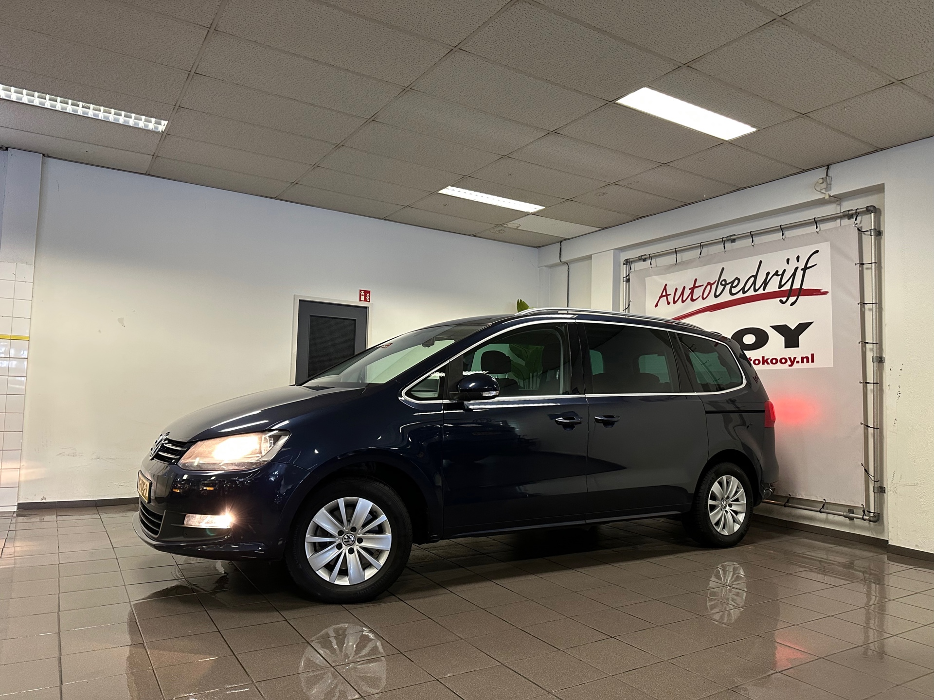 https://www.autokooy.nl//xml/images/43487131-10.JPG