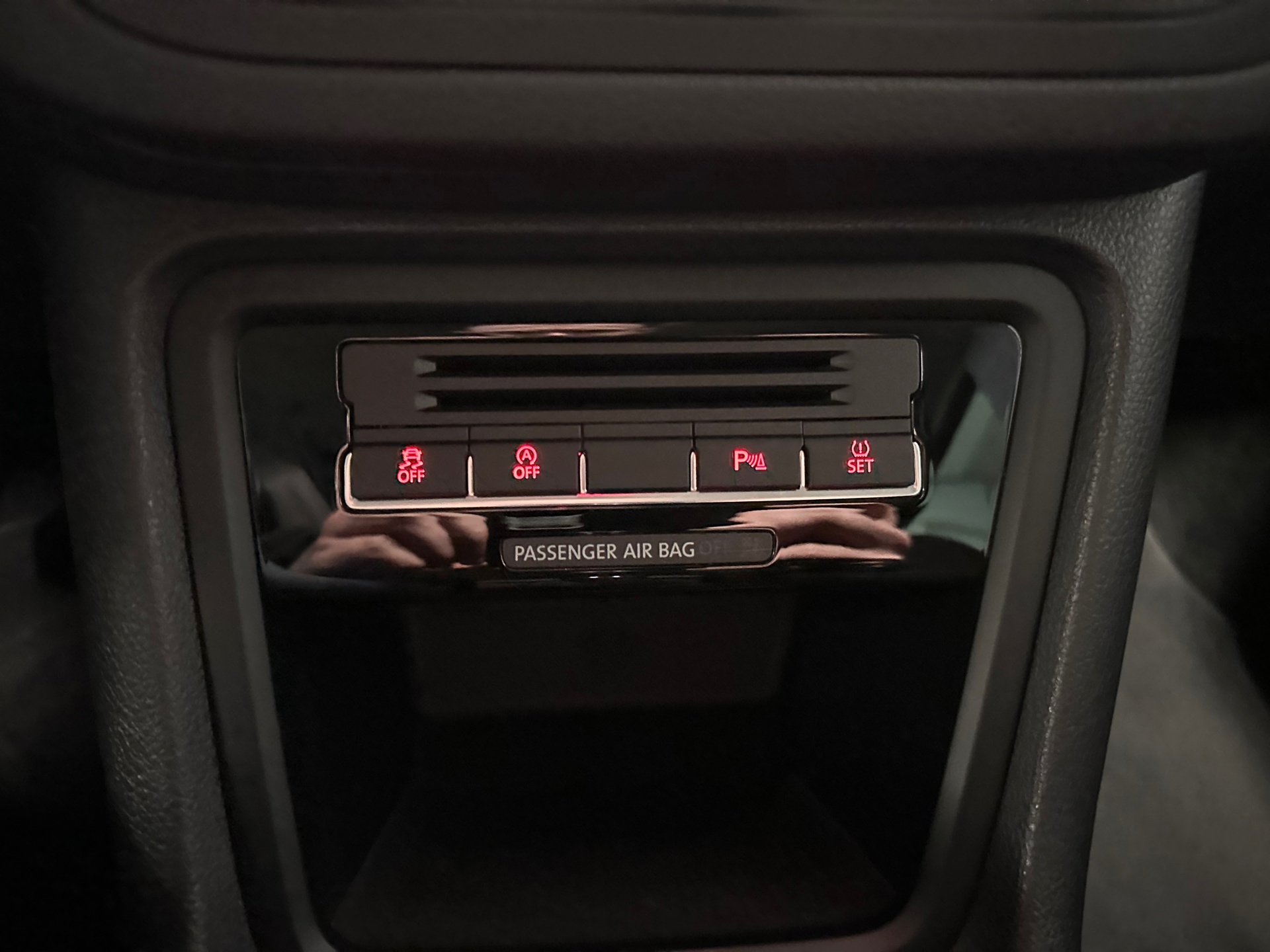 https://www.autokooy.nl//xml/images/43487131-19.JPG