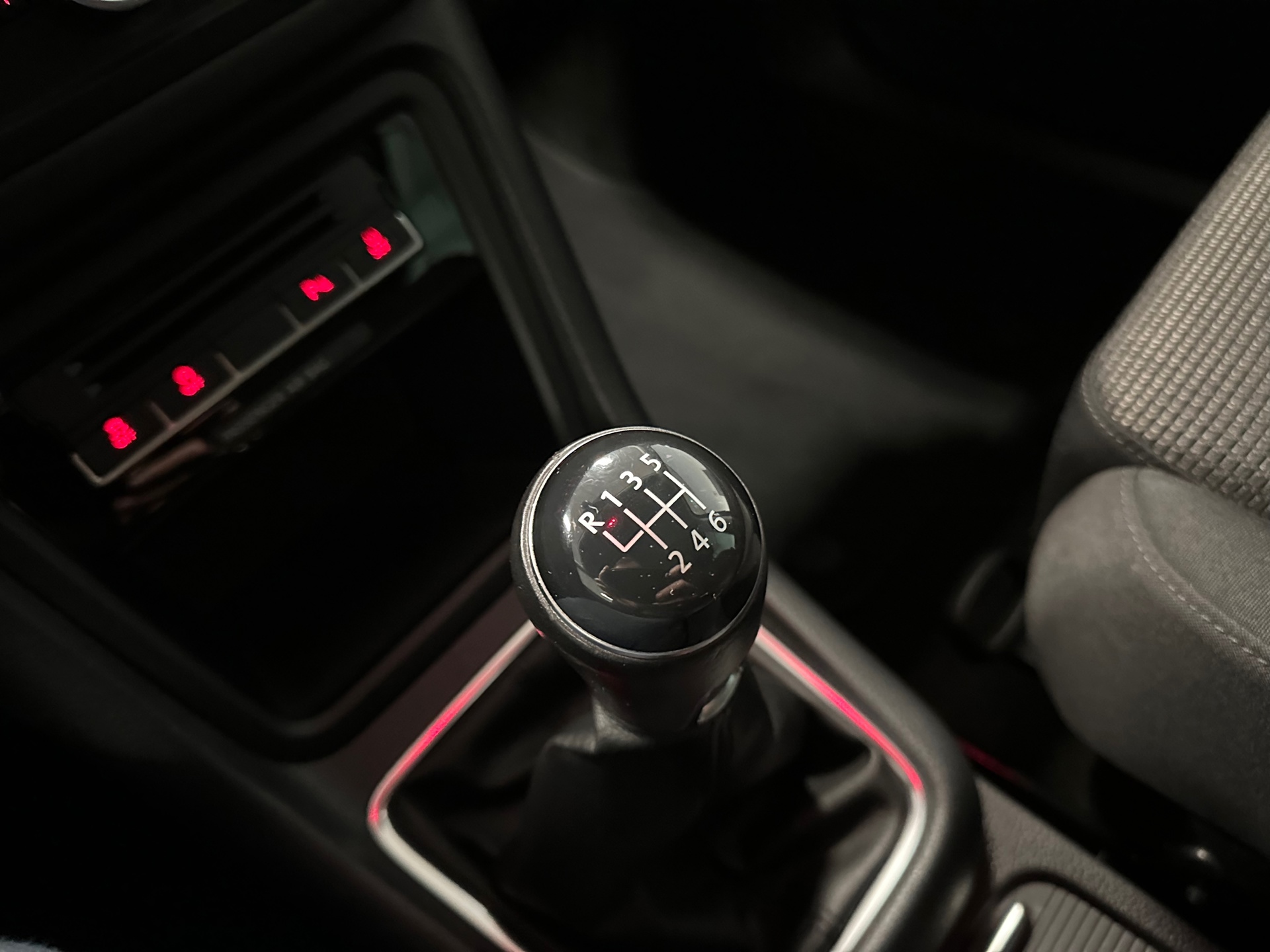 https://www.autokooy.nl//xml/images/43487131-20.JPG