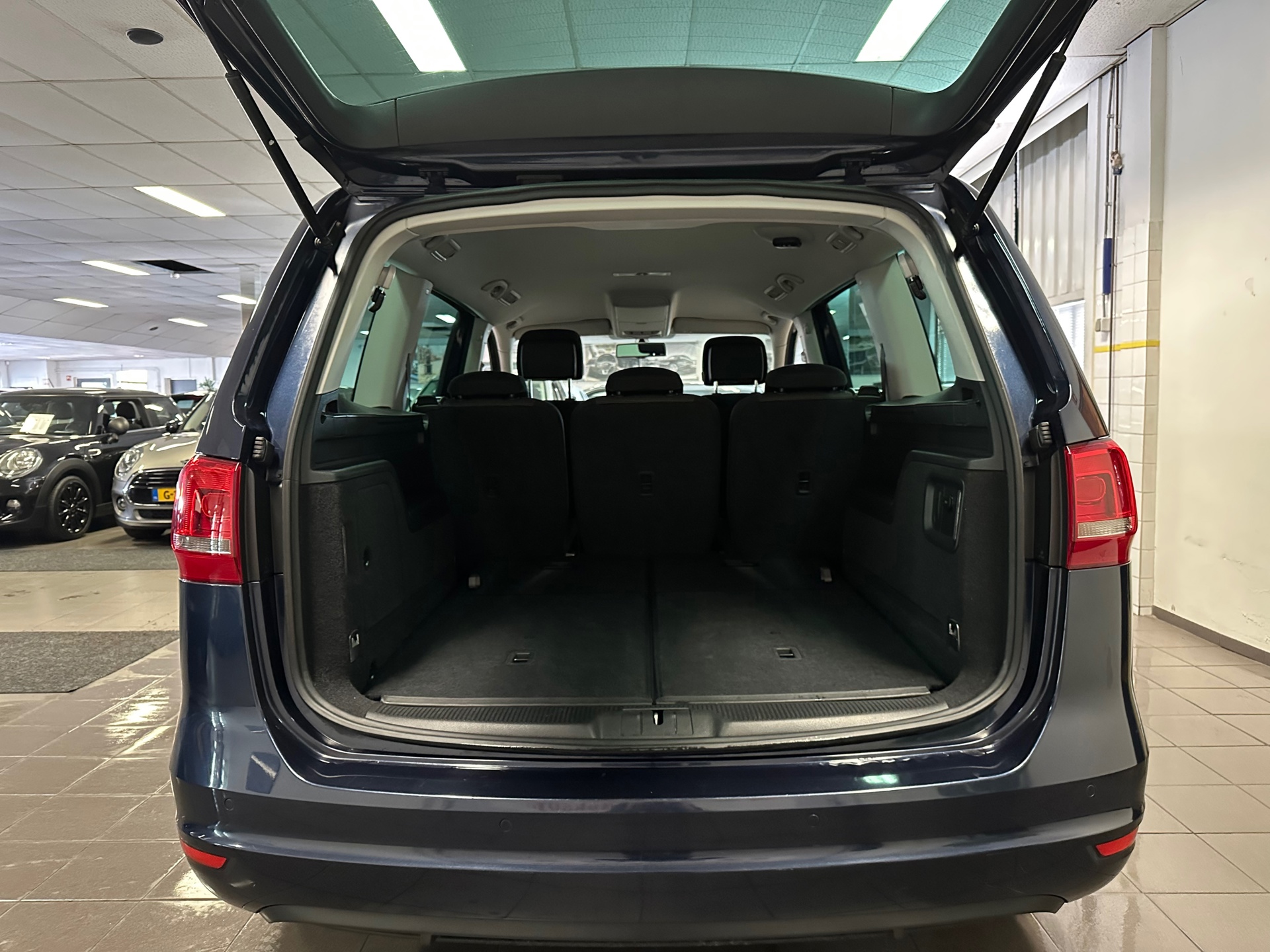 https://www.autokooy.nl//xml/images/43487131-5.JPG