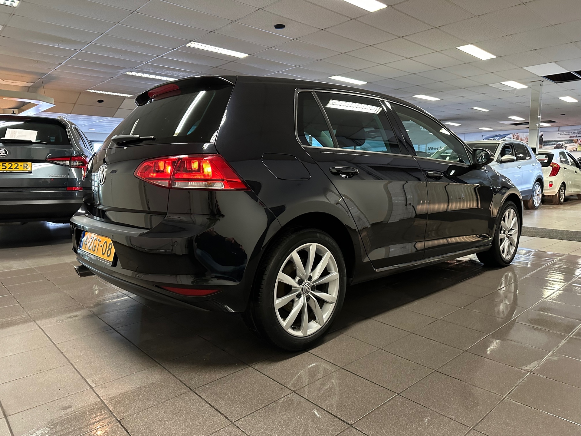 https://www.autokooy.nl//xml/images/43513022-6.JPG