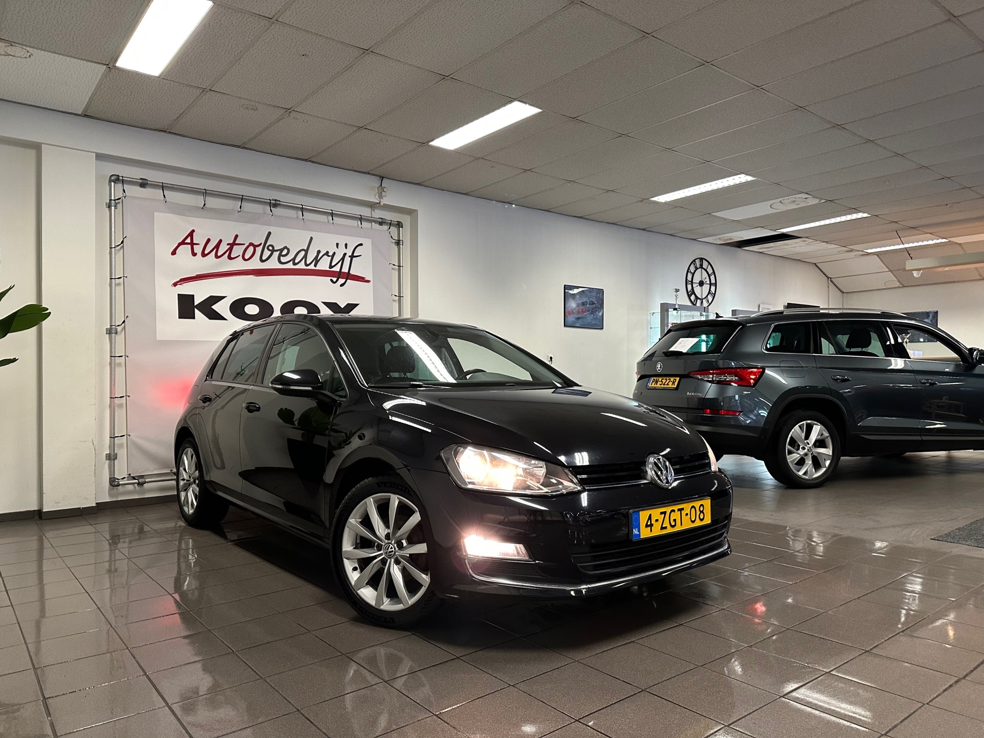 https://www.autokooy.nl//xml/images/43513022-7.JPG