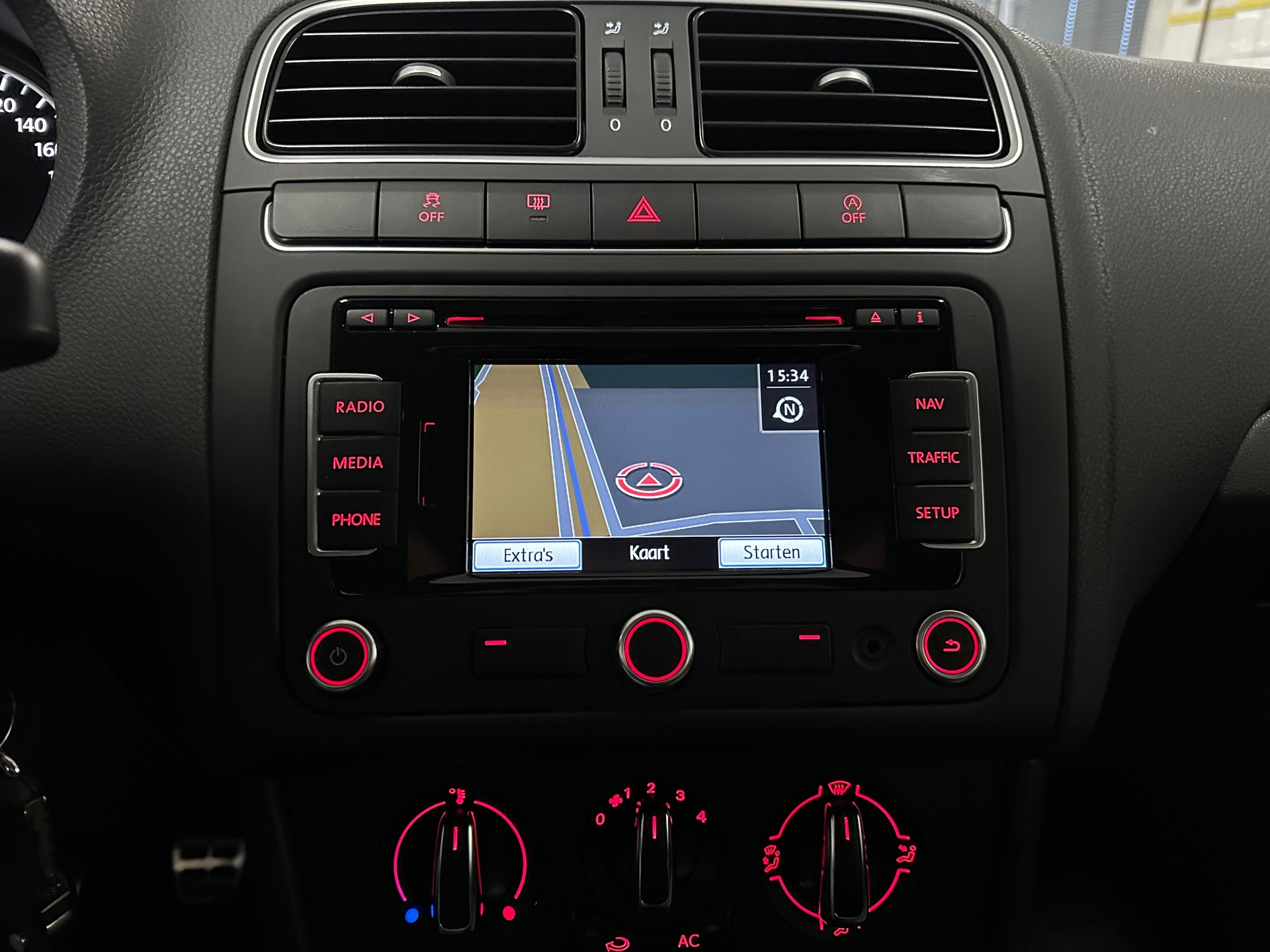 https://www.autokooy.nl//xml/images/43513281-16.JPG