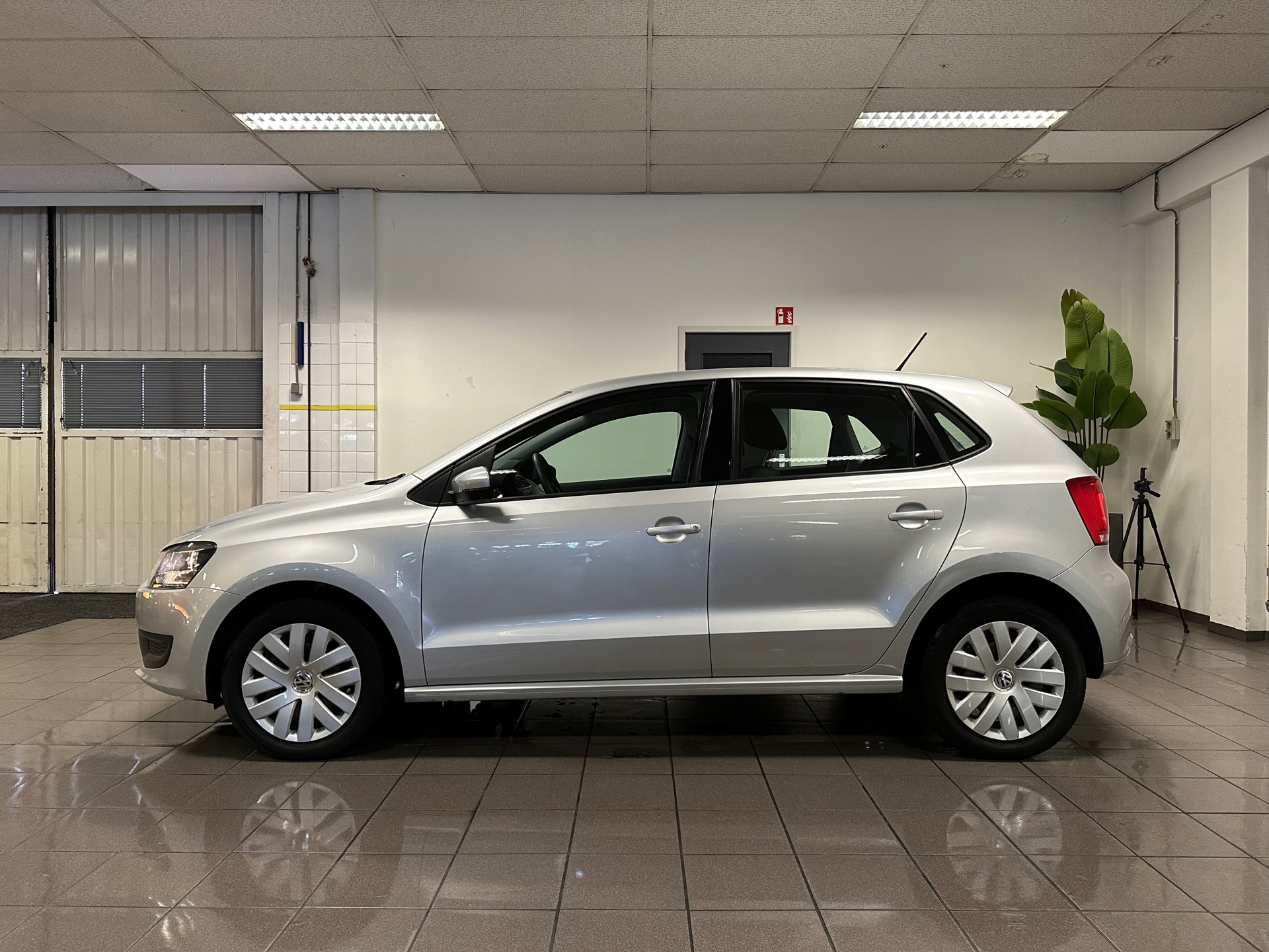 https://www.autokooy.nl//xml/images/43513281-2.JPG