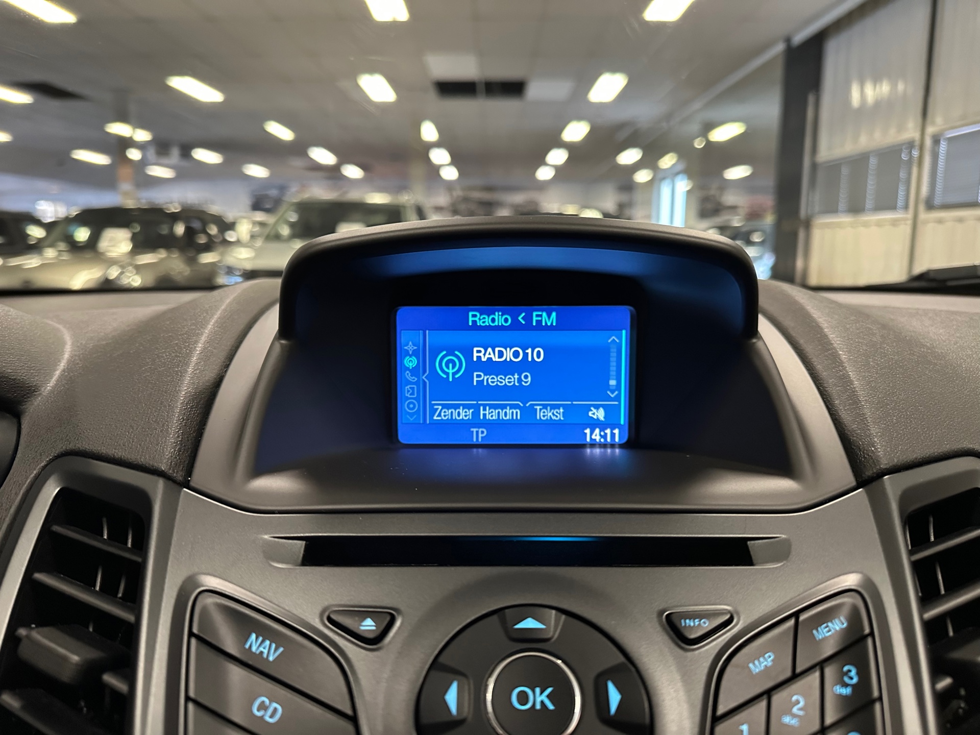 https://www.autokooy.nl//xml/images/43538808-16.JPG