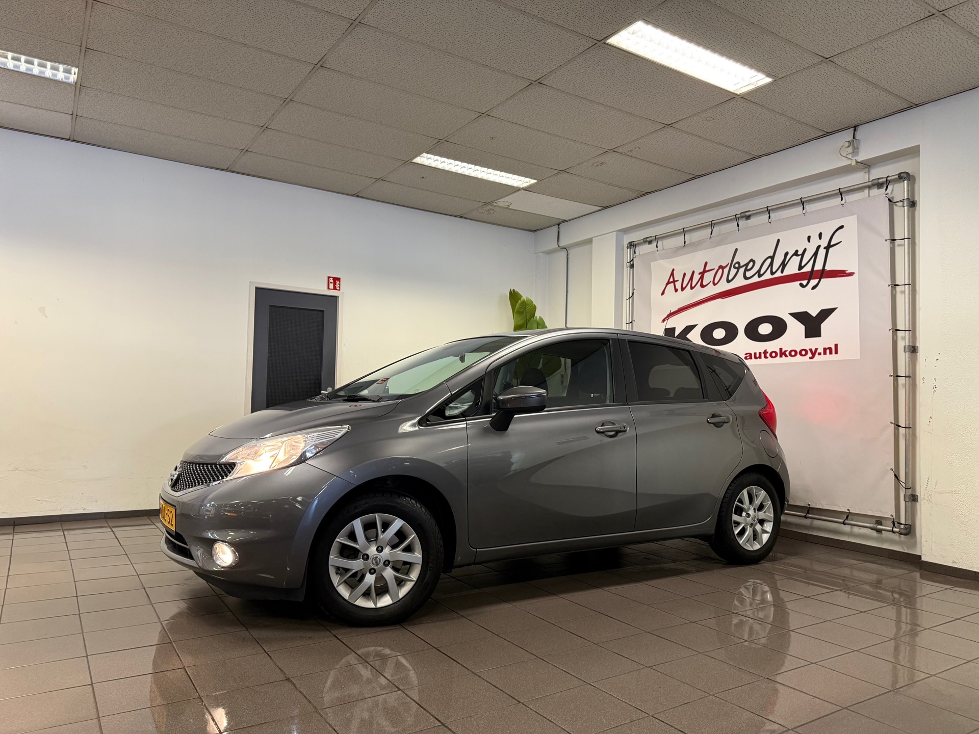 https://www.autokooy.nl//xml/images/43625969-9.JPG