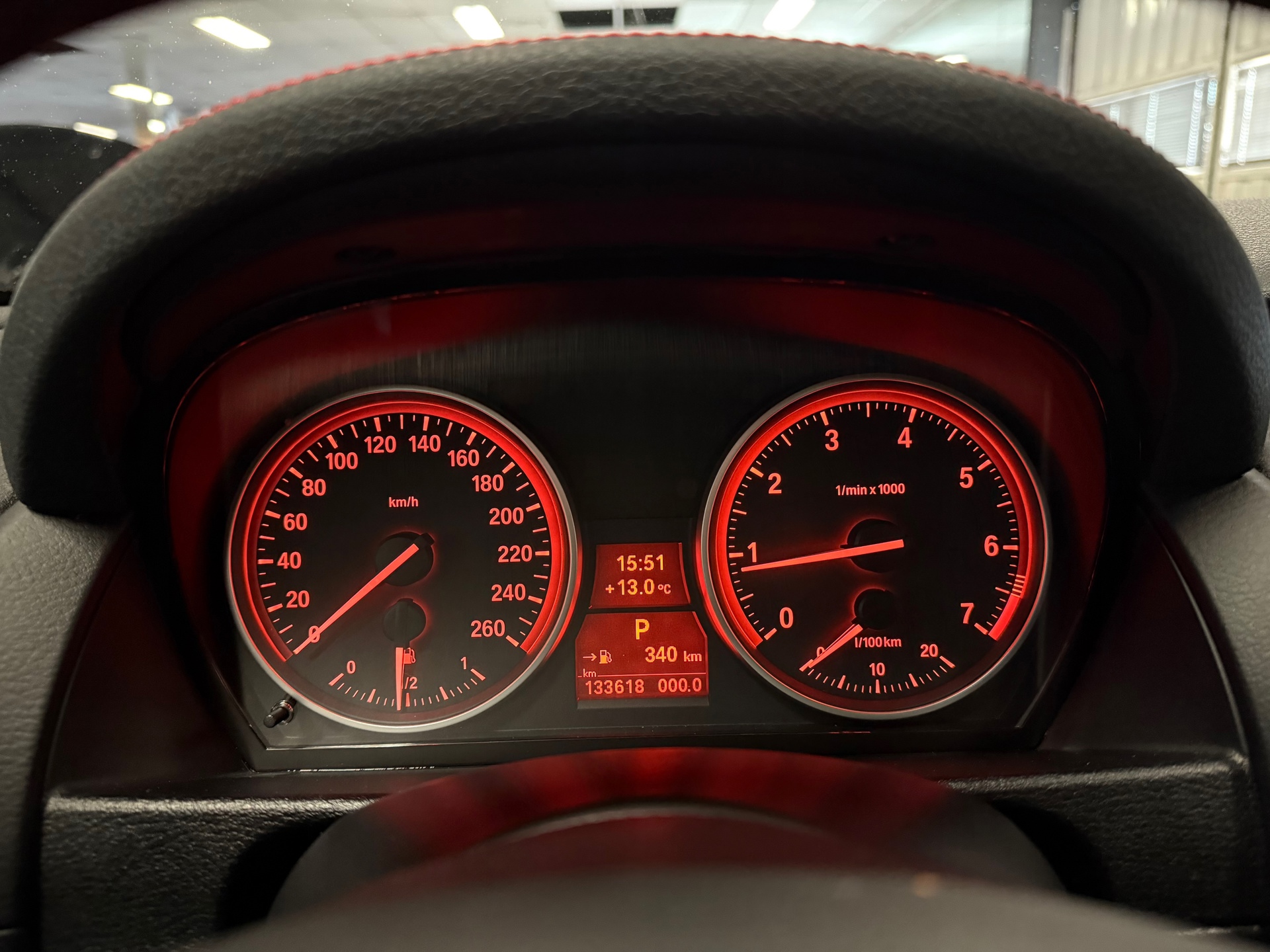https://www.autokooy.nl//xml/images/43655401-13.JPG
