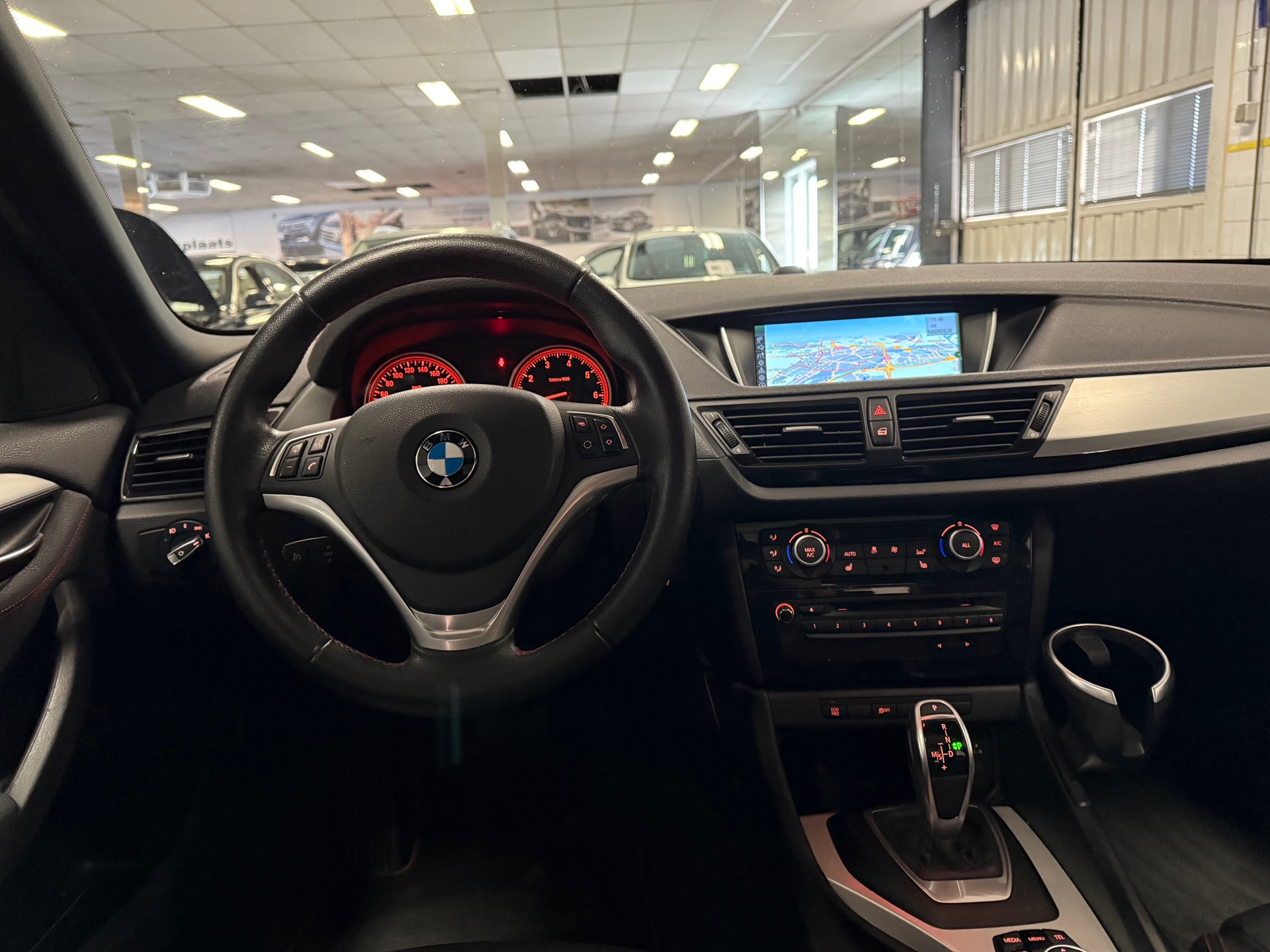 https://www.autokooy.nl//xml/images/43655401-20.JPG