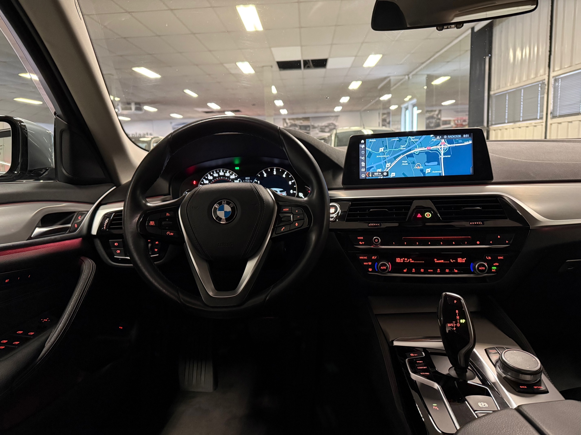 https://www.autokooy.nl//xml/images/43744907-22.JPG