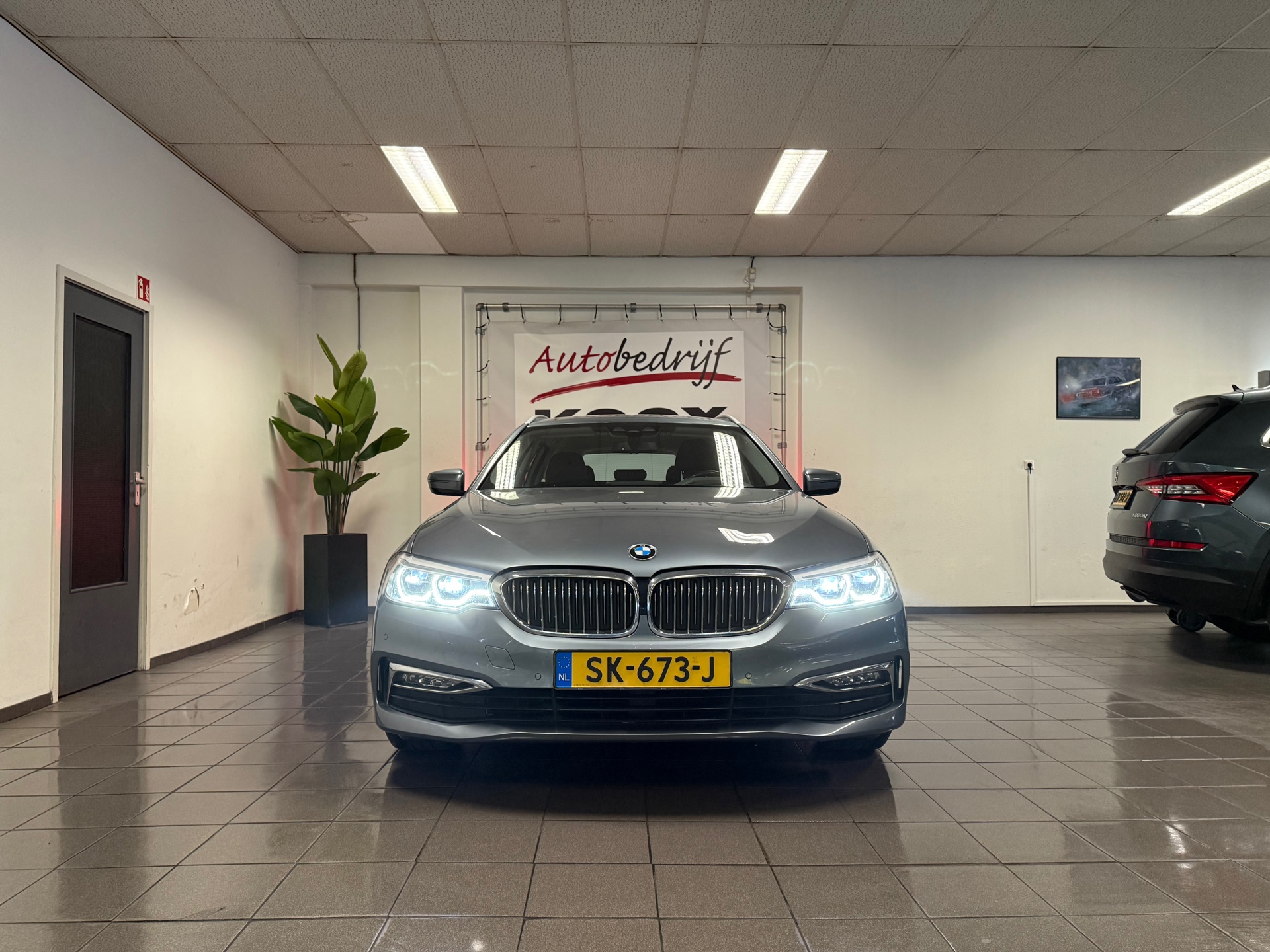 https://www.autokooy.nl//xml/images/43744907-9.JPG