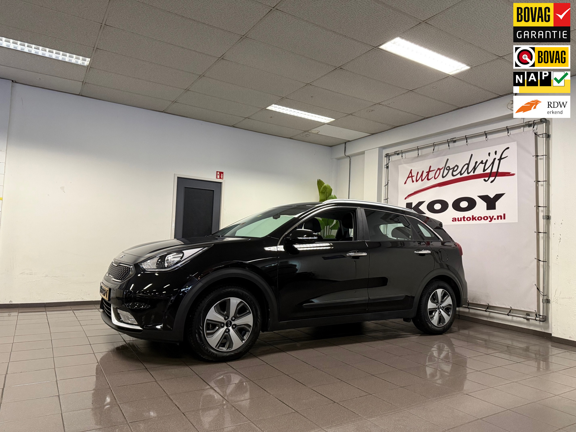 Kia Niro 1.6 GDi Hybrid ExecutiveLine * Dealer onderhouden / Navigatie / Trekhaak / NL Auto *