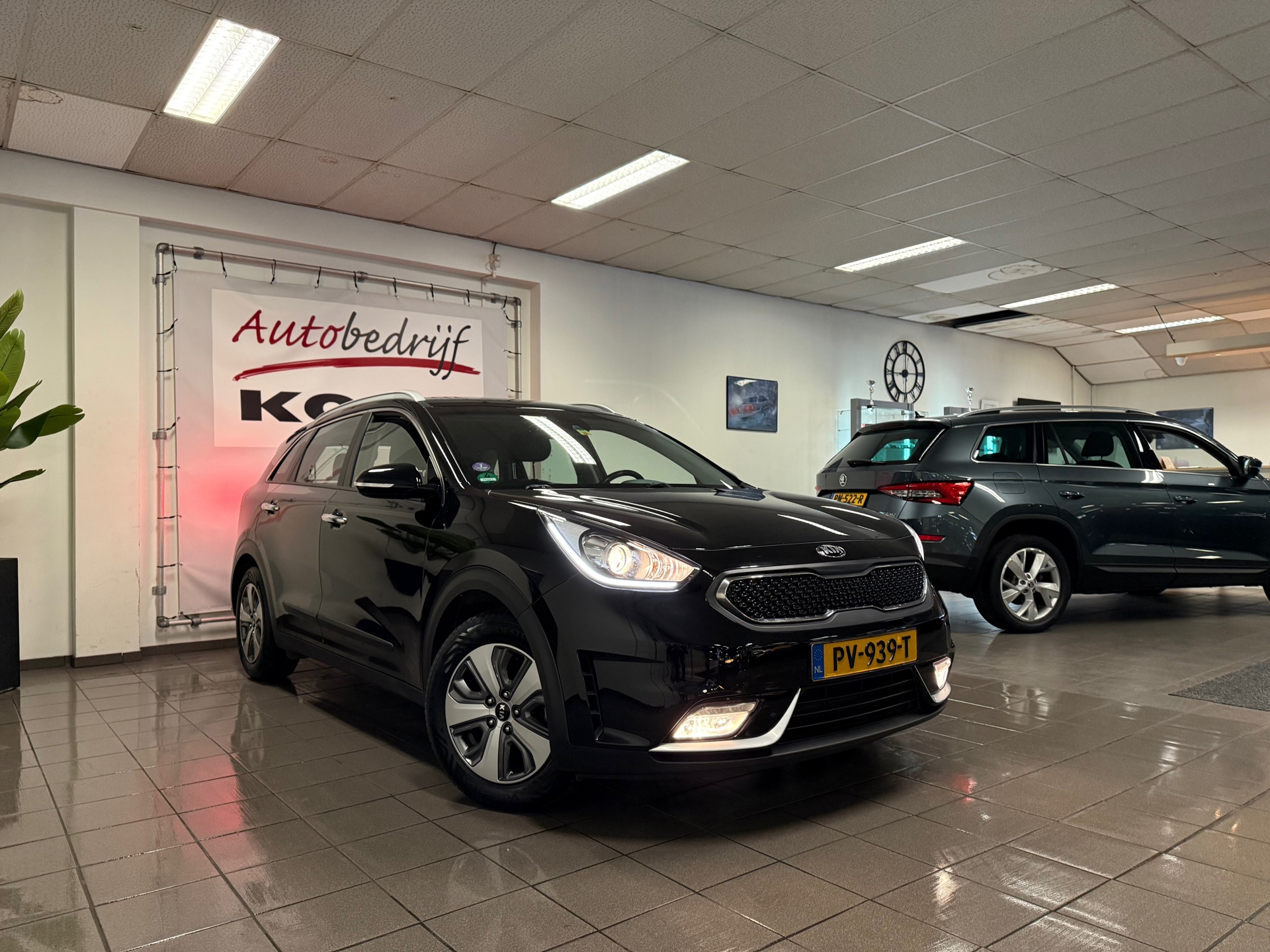 https://www.autokooy.nl//xml/images/43767455-7.JPG