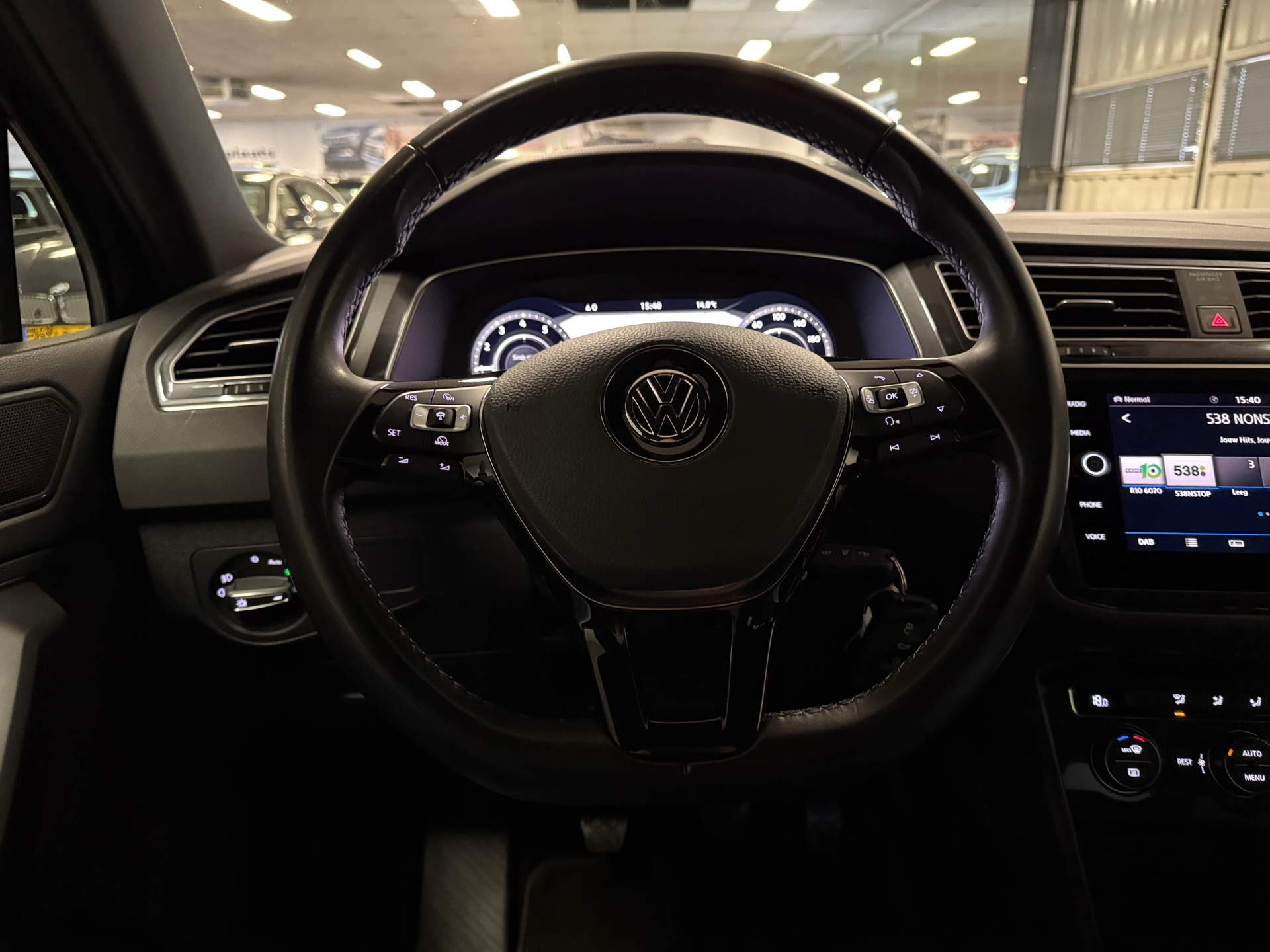 https://www.autokooy.nl//xml/images/43820201-13.JPG