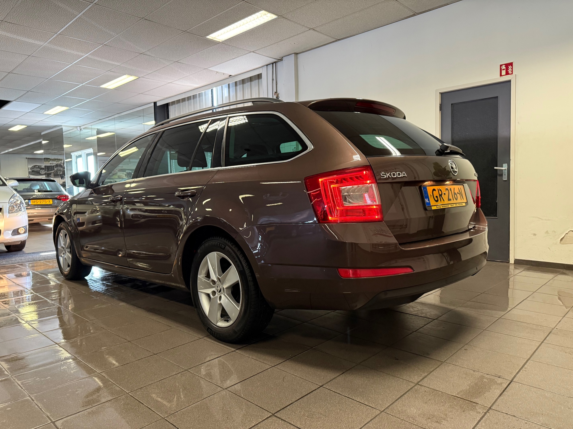 https://www.autokooy.nl//xml/images/43914721-3.JPG