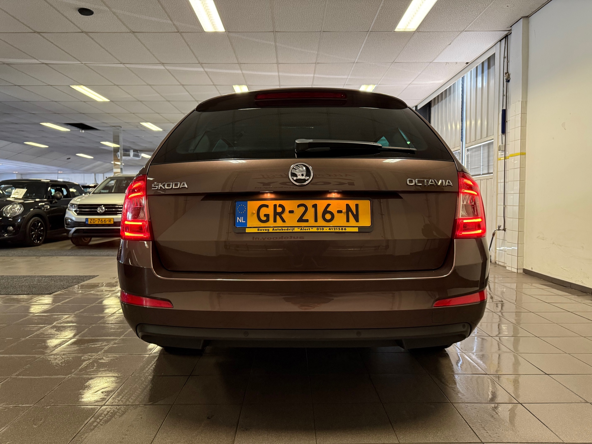 https://www.autokooy.nl//xml/images/43914721-4.JPG