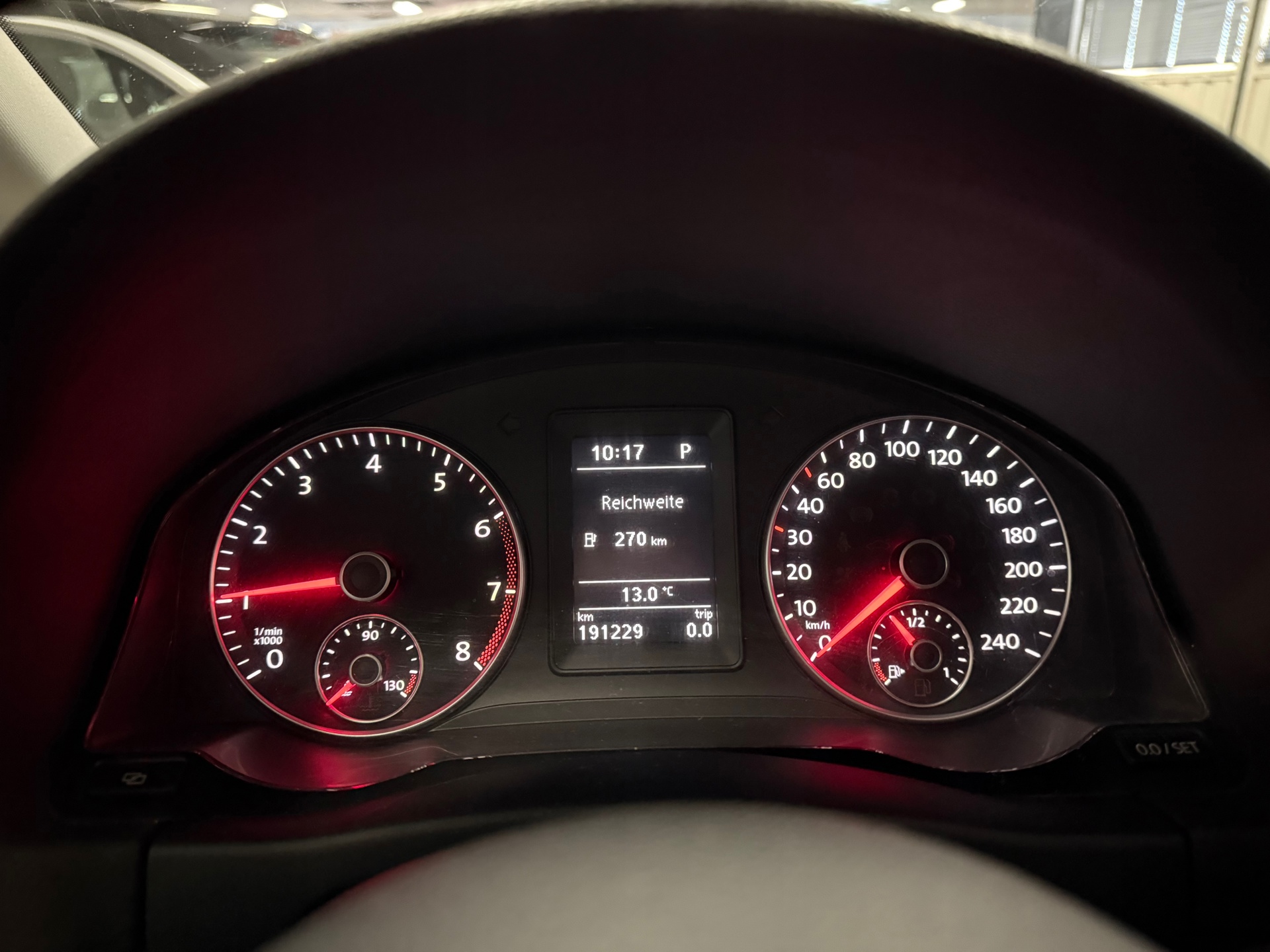 https://www.autokooy.nl//xml/images/43943166-14.JPG
