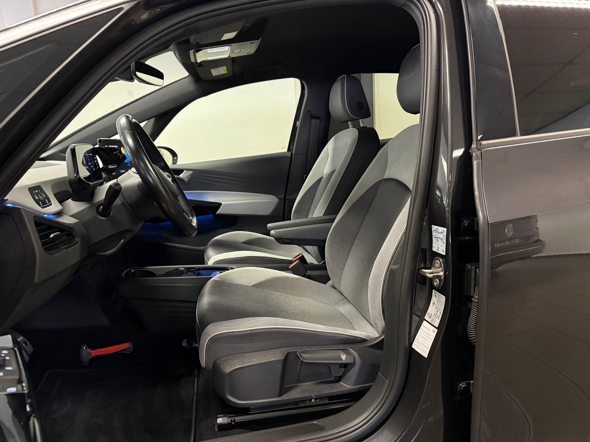 https://www.autokooy.nl//xml/images/43967732-12.JPG