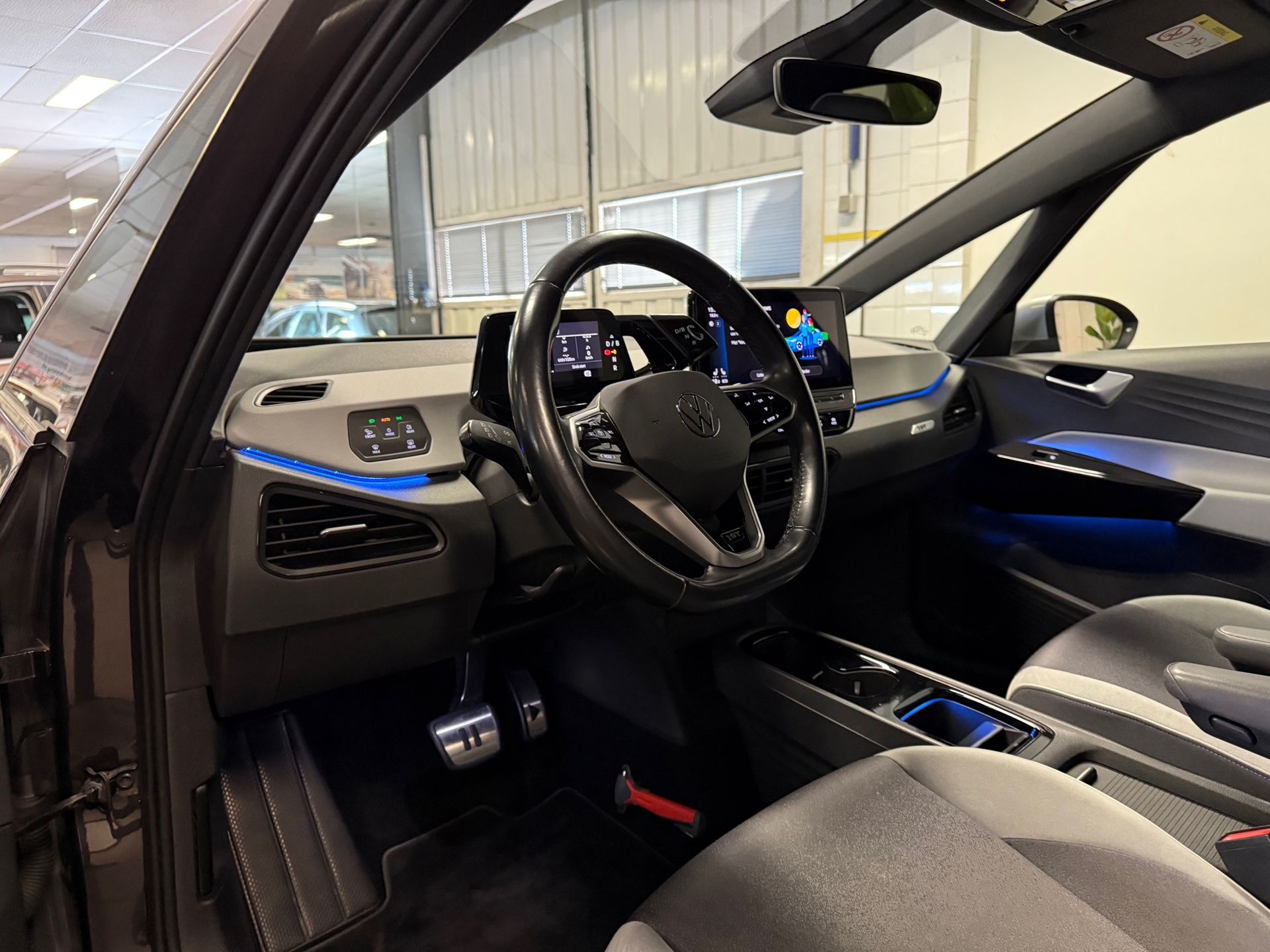 https://www.autokooy.nl//xml/images/43967732-13.JPG
