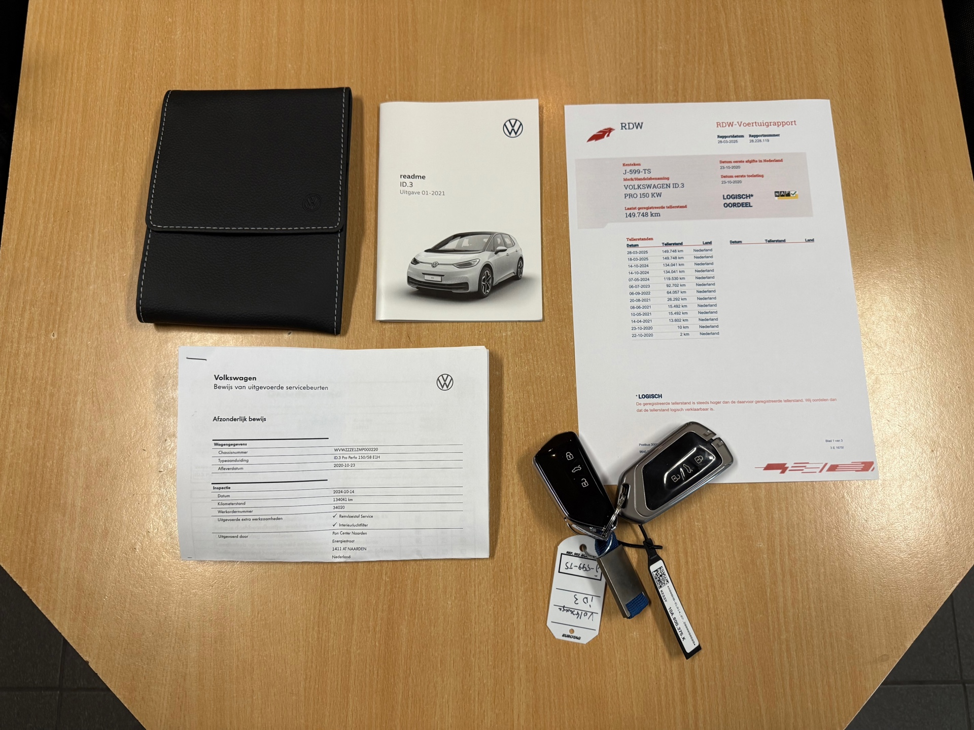 https://www.autokooy.nl//xml/images/43967732-23.JPG