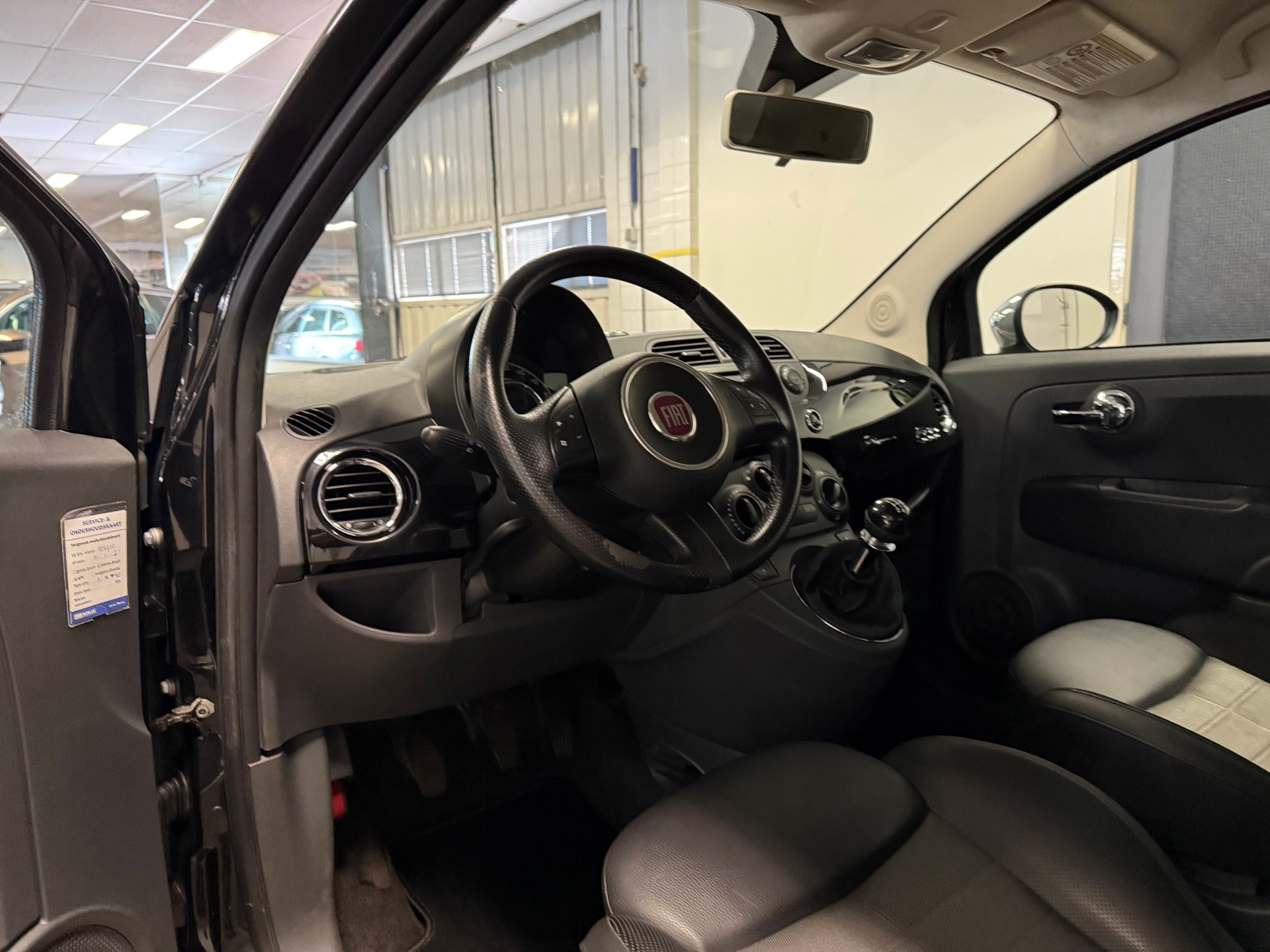 https://www.autokooy.nl//xml/images/44007032-13.JPG