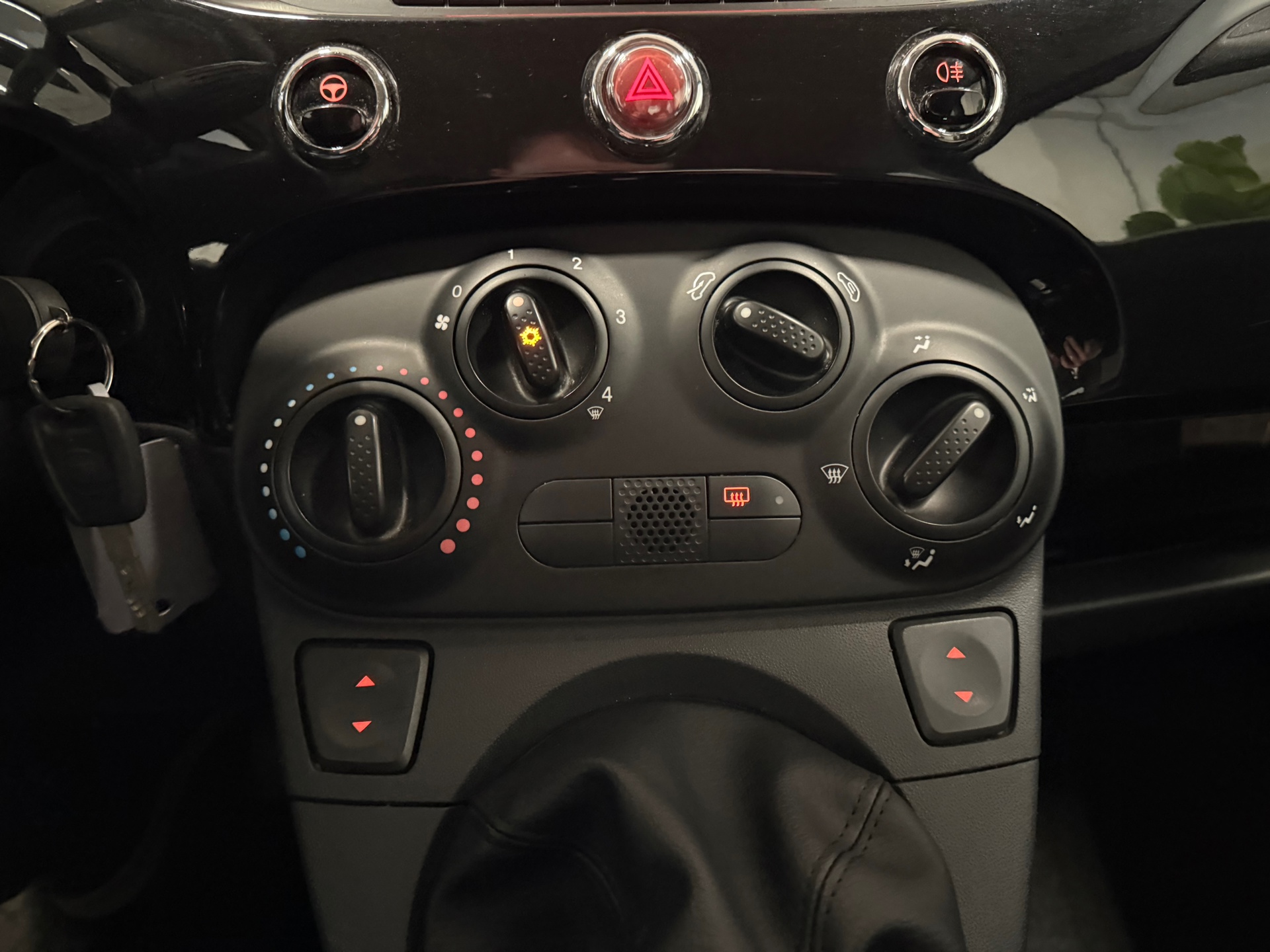 https://www.autokooy.nl//xml/images/44007032-19.JPG