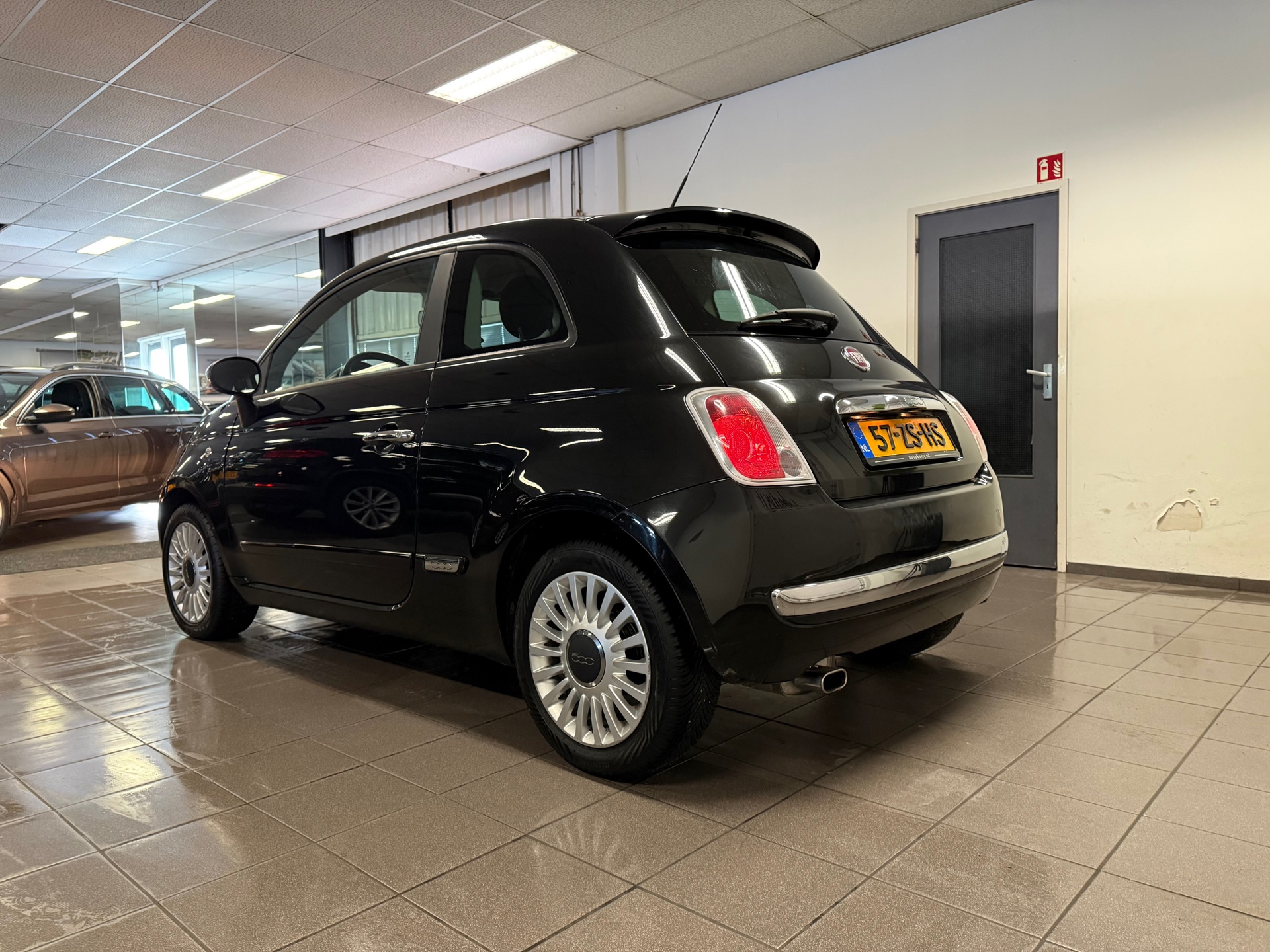 https://www.autokooy.nl//xml/images/44007032-3.JPG