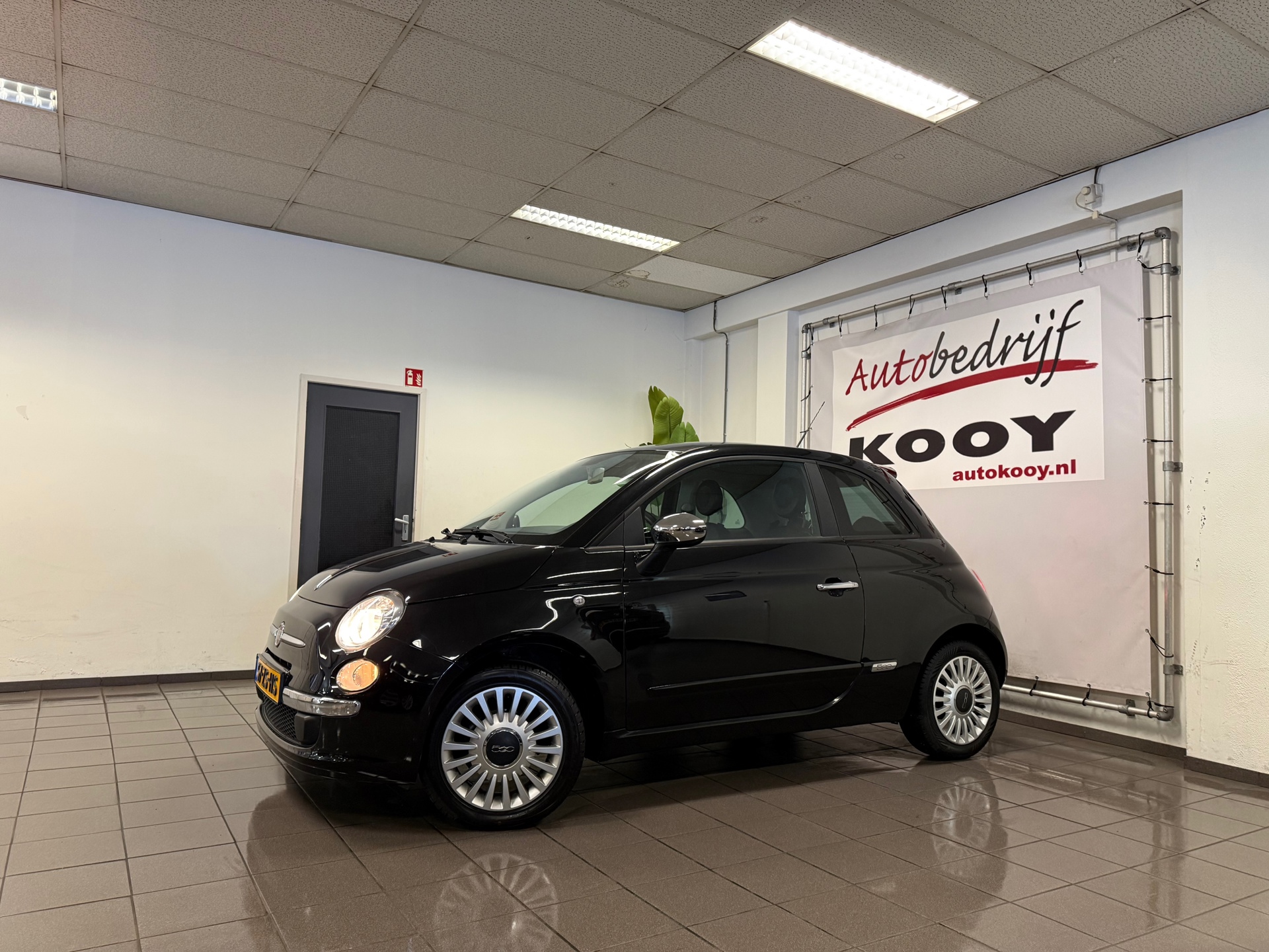 https://www.autokooy.nl//xml/images/44007032-9.JPG