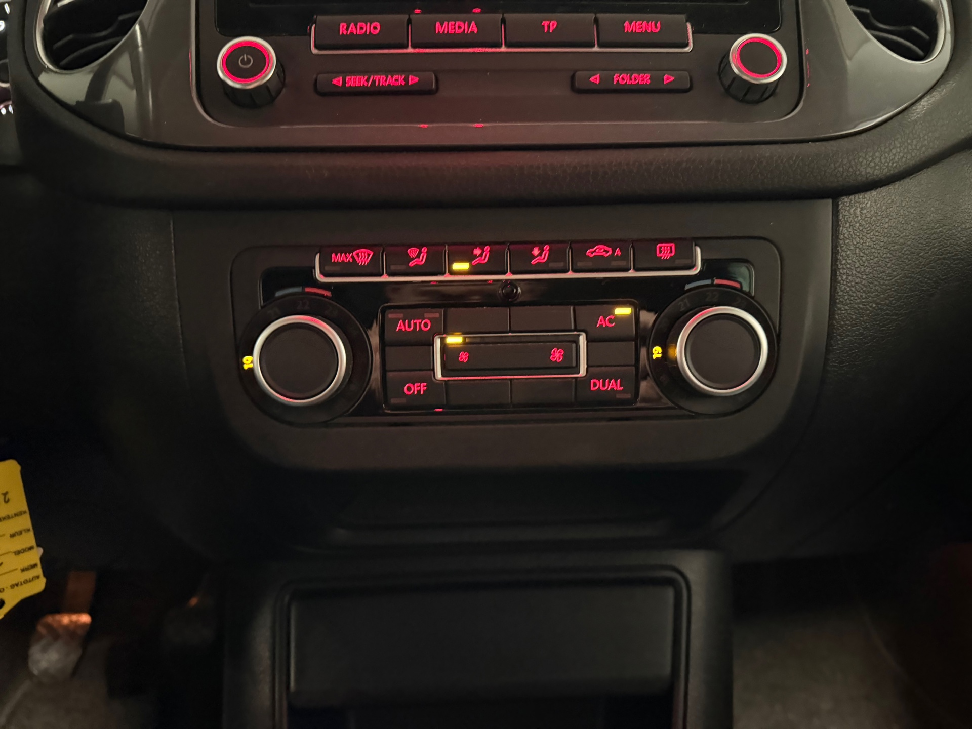 https://www.autokooy.nl//xml/images/44054557-19.JPG
