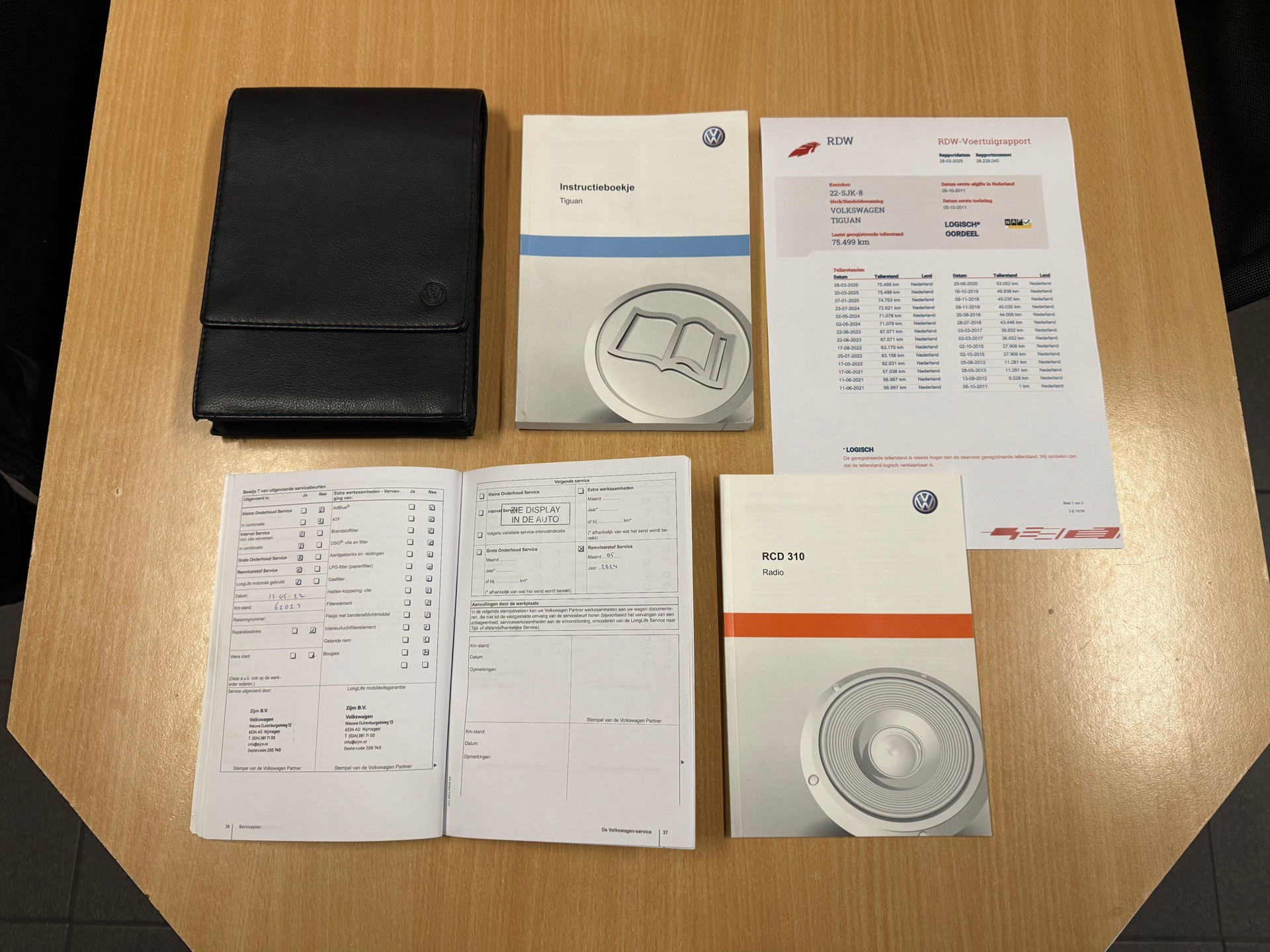 https://www.autokooy.nl//xml/images/44054557-24.JPG