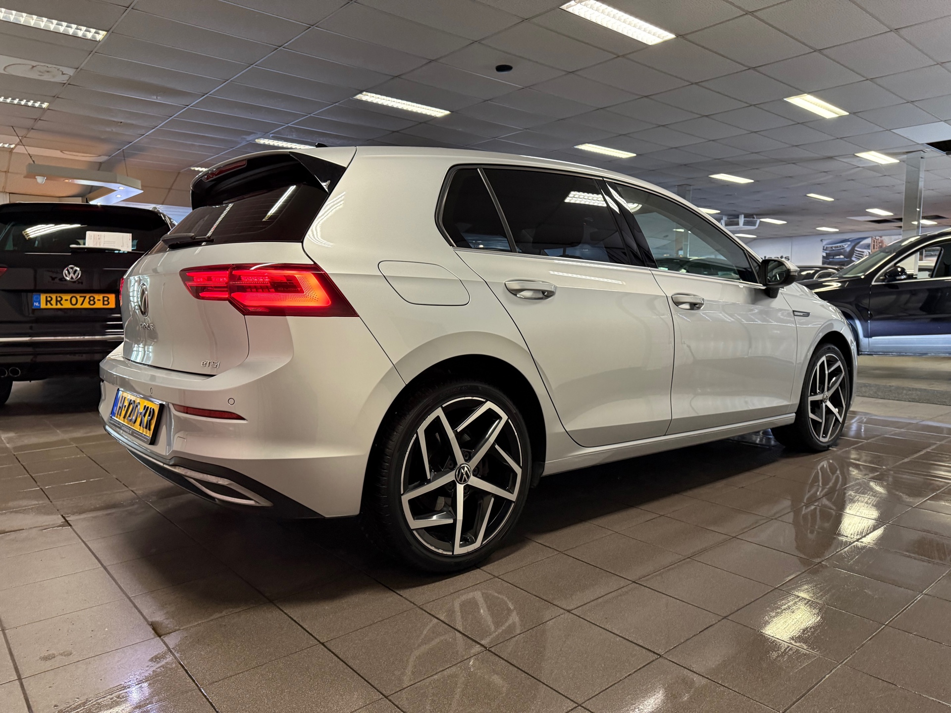 https://www.autokooy.nl//xml/images/44055635-7.JPG
