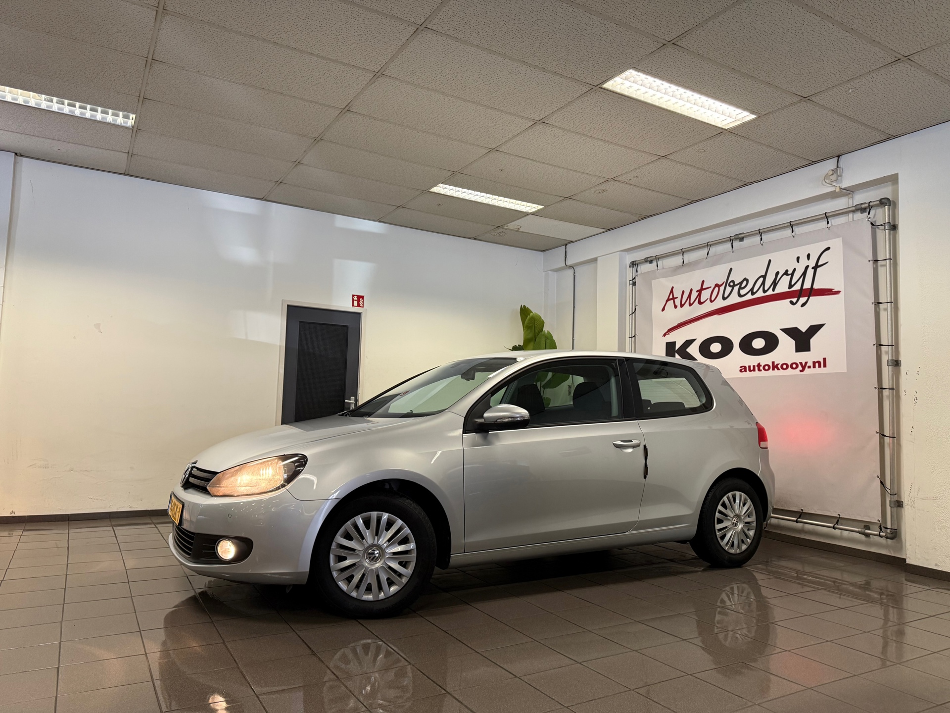 https://www.autokooy.nl//xml/images/44160897-9.JPG