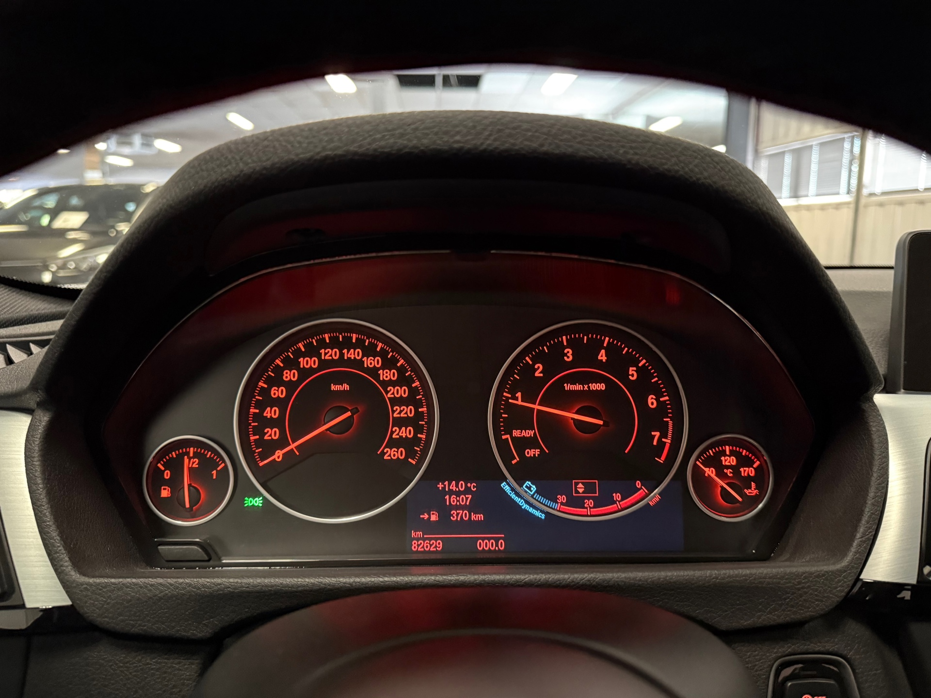https://www.autokooy.nl//xml/images/44203558-14.JPG