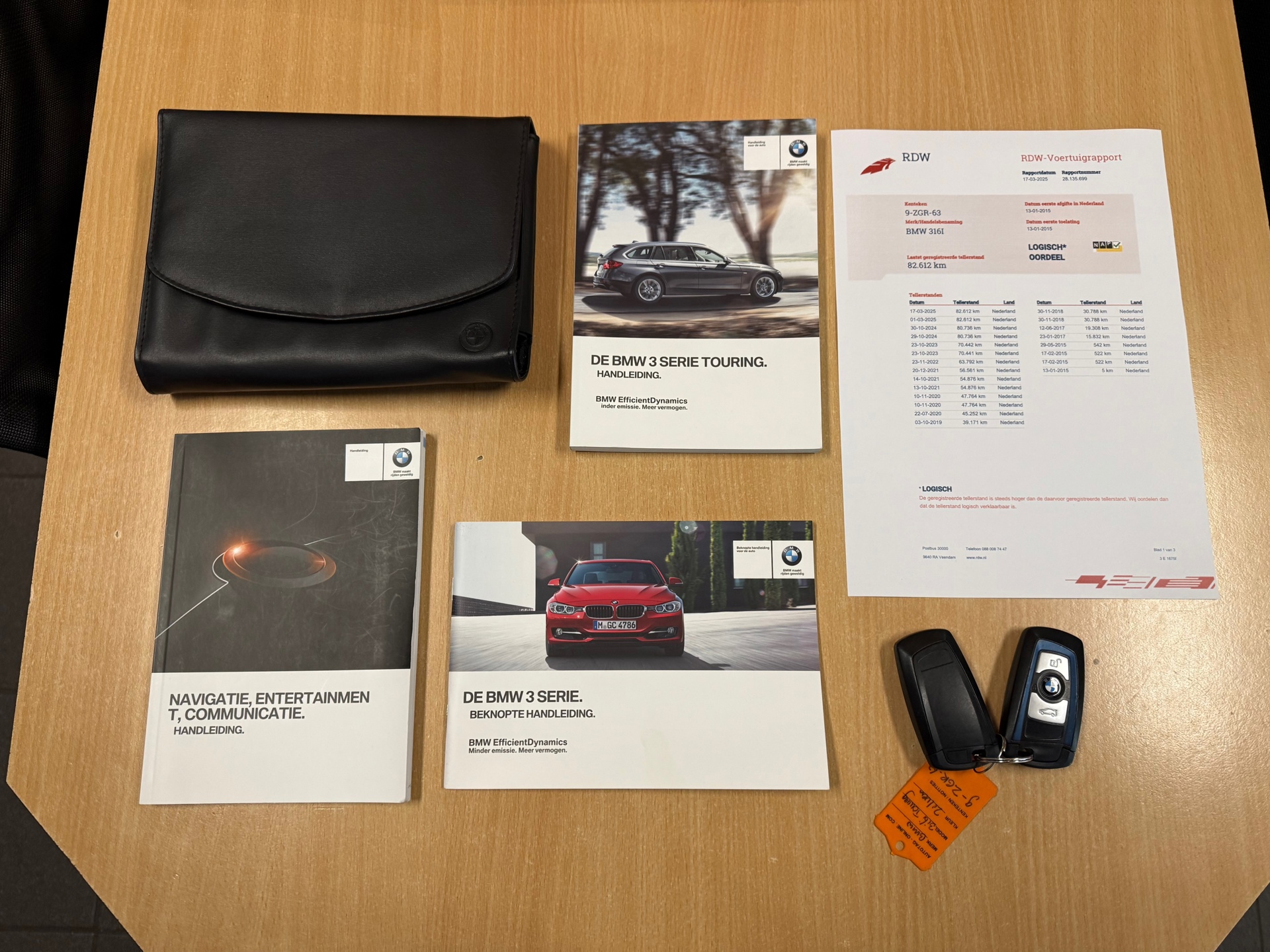 https://www.autokooy.nl//xml/images/44203558-24.JPG