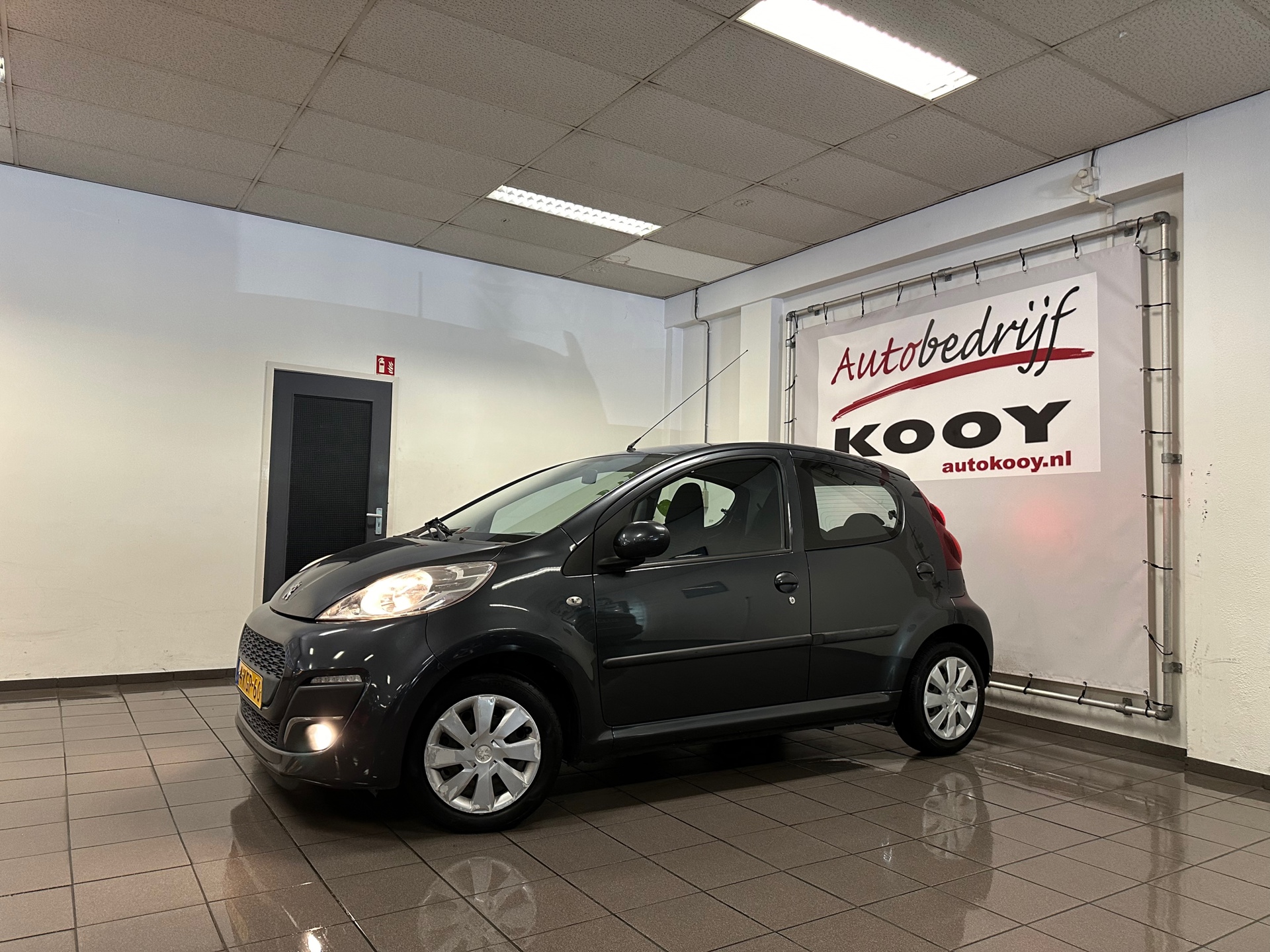 https://www.autokooy.nl//xml/images/44203663-10.JPG